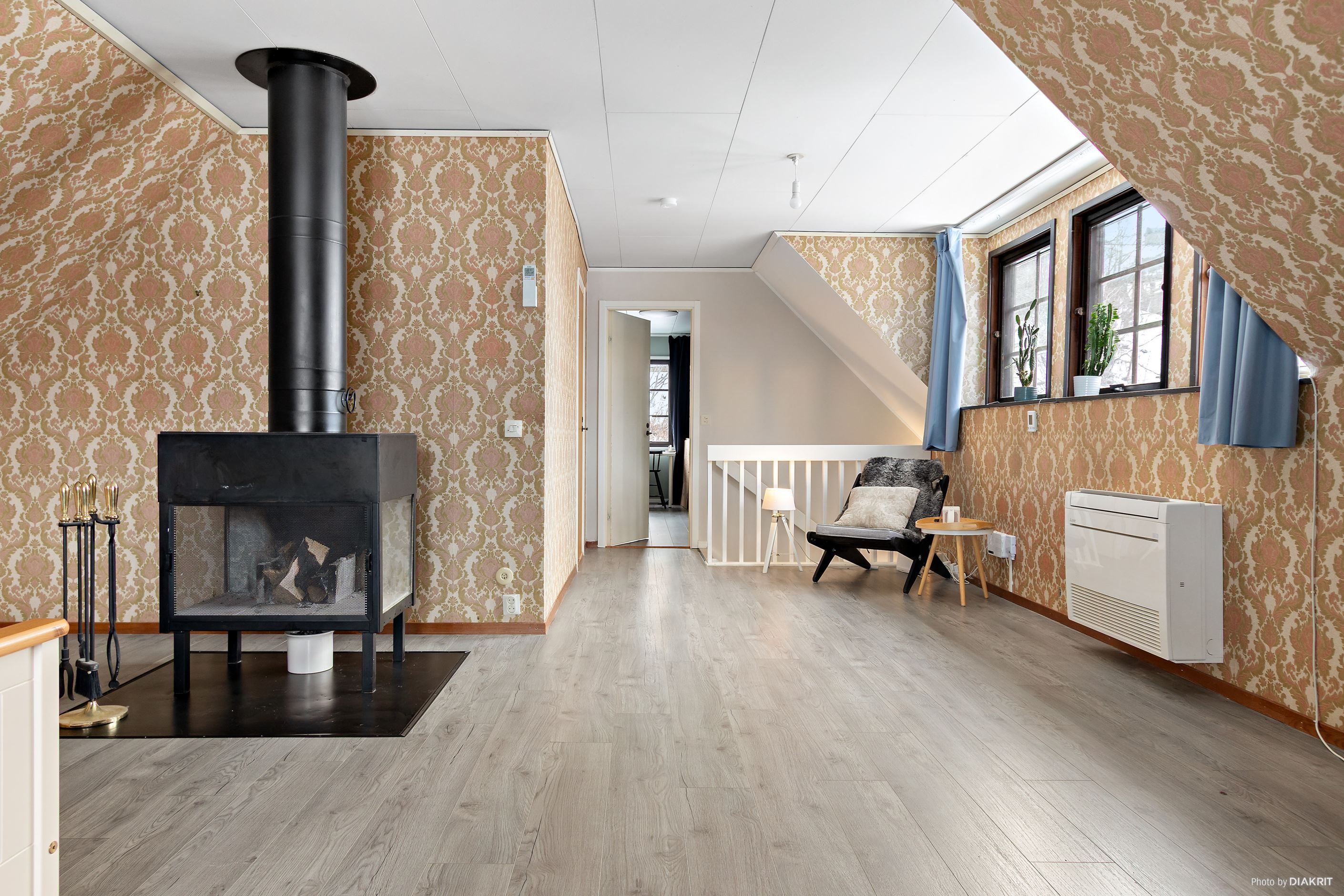 Allrum/sovrum (3) på övre plan