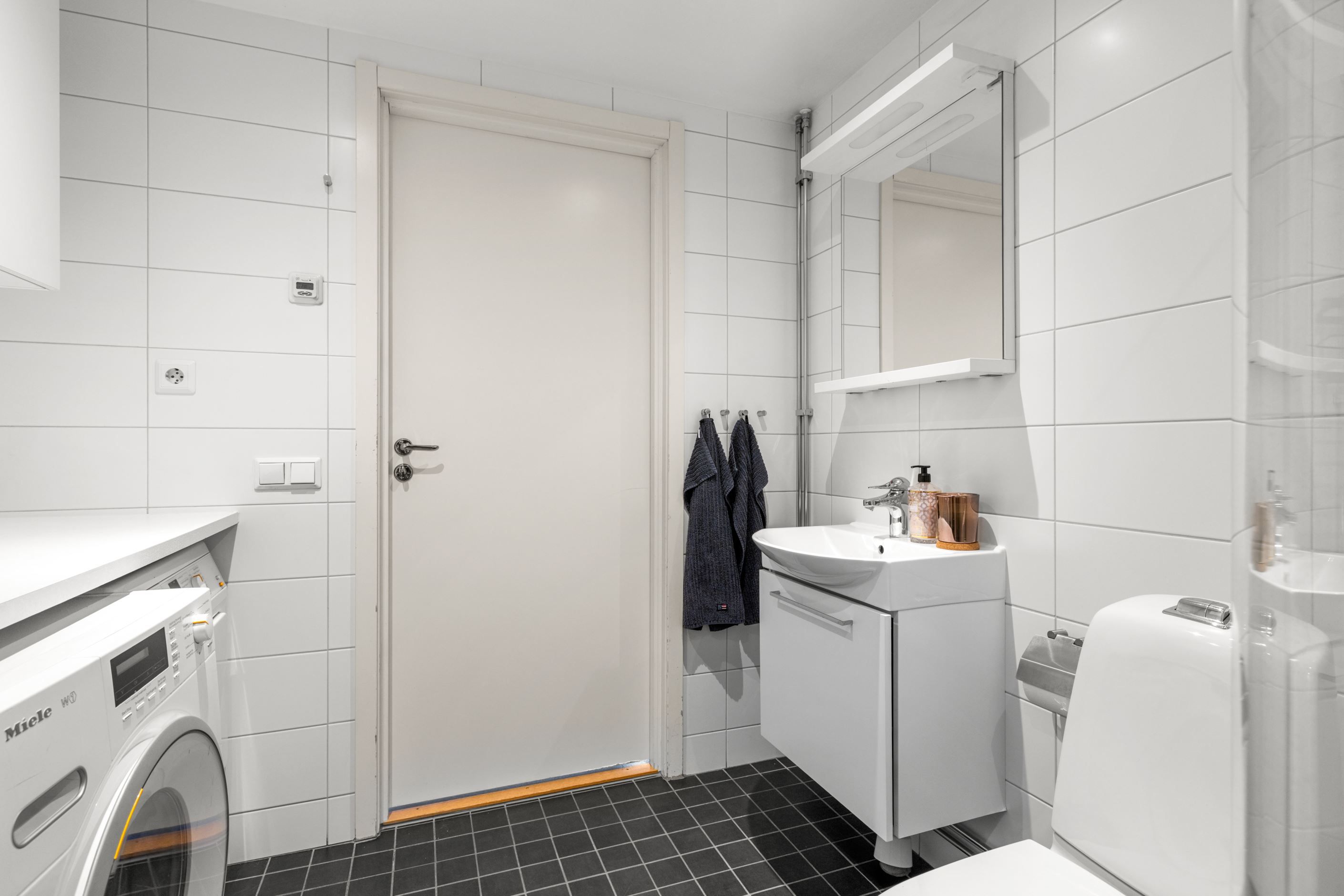 Badrum och tvättrum.