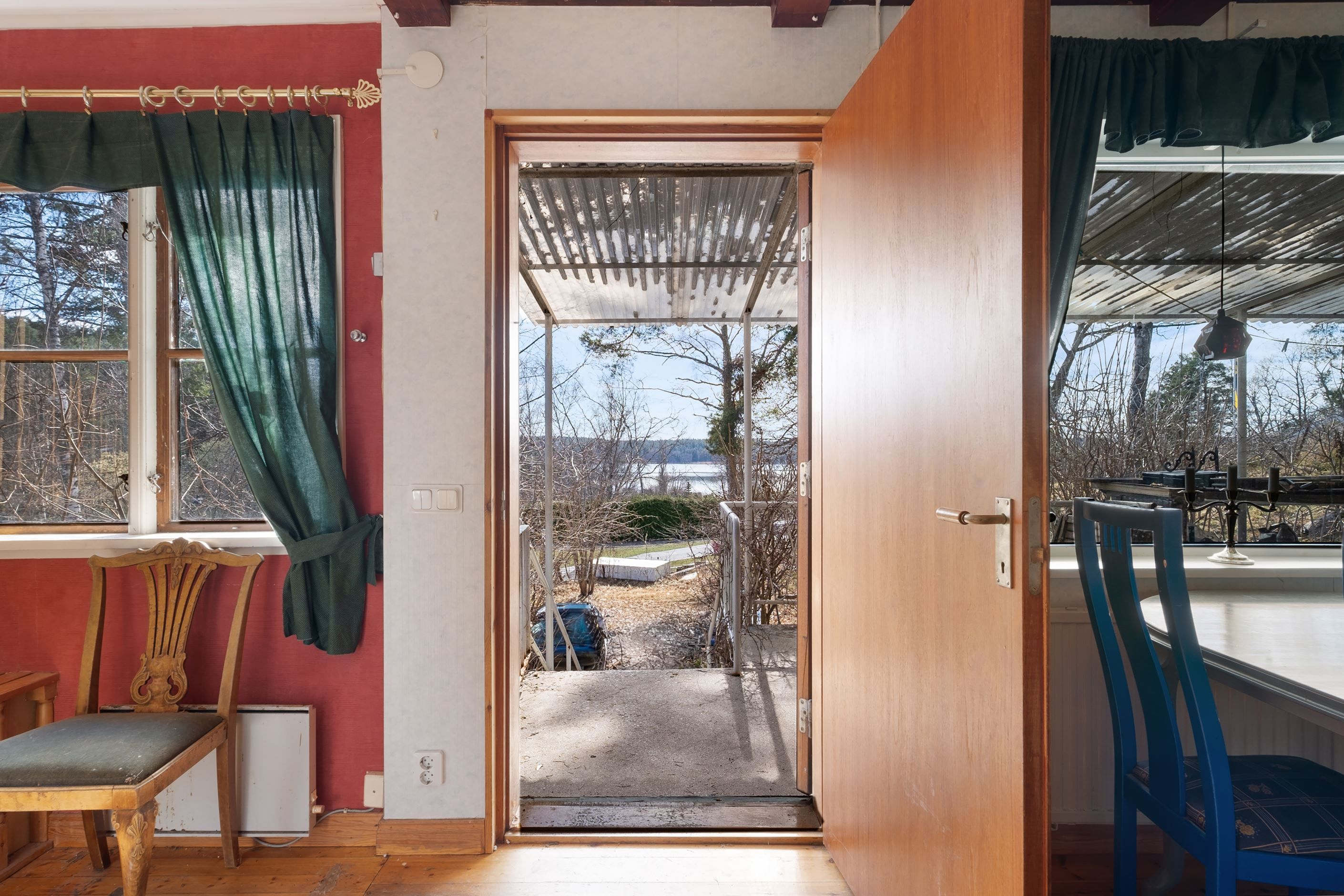 Hall