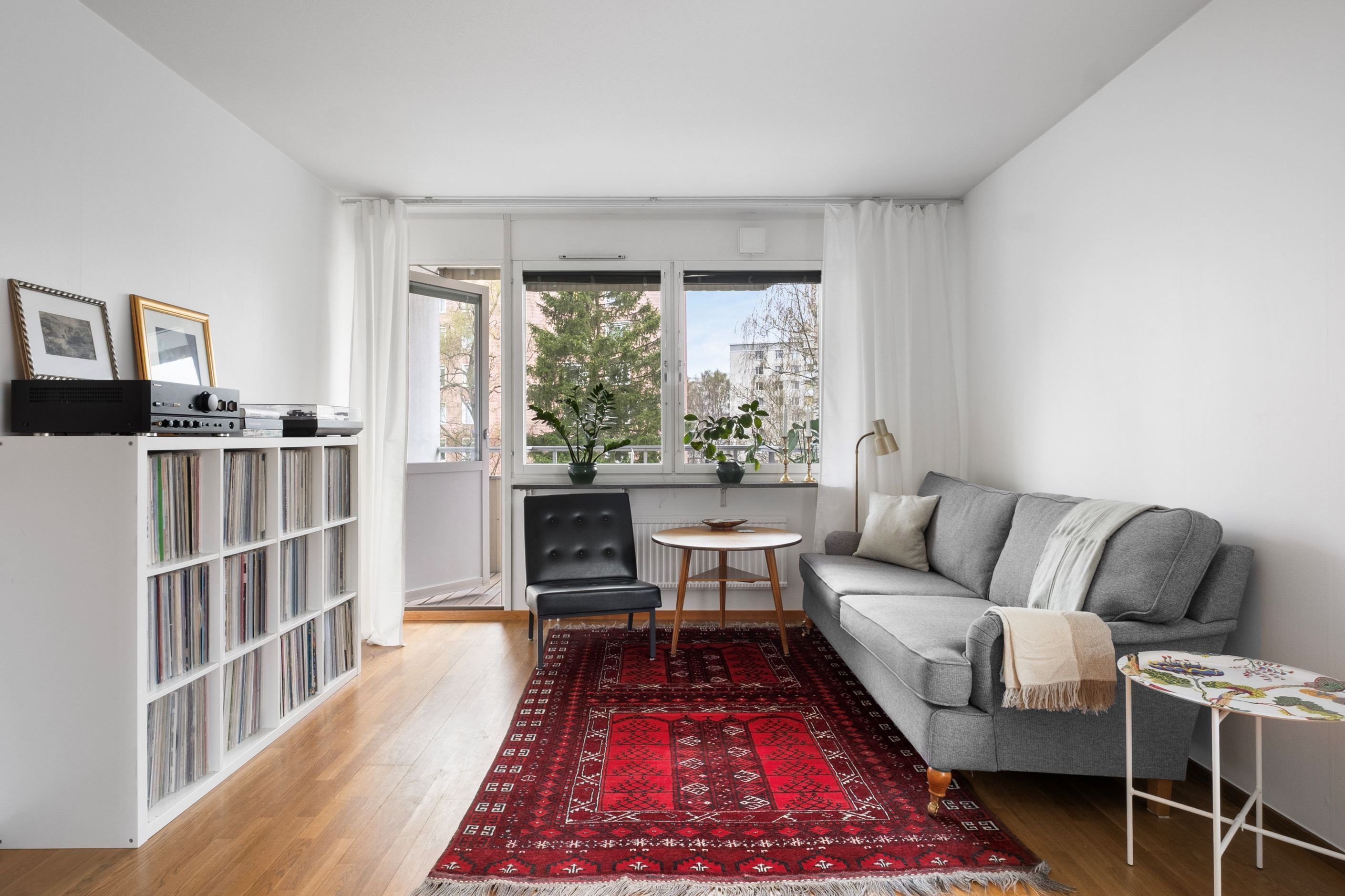 Utgång till bostadens balkong
