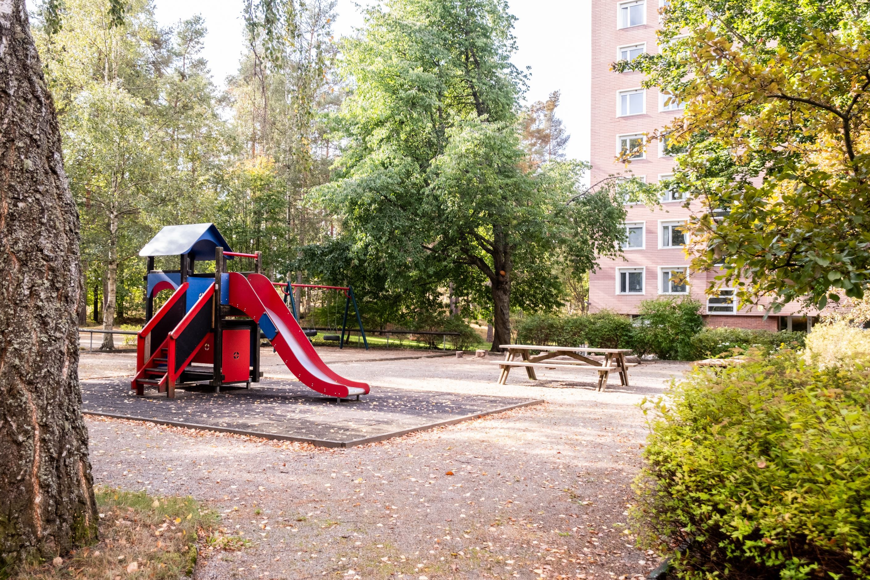 Lekplats i området