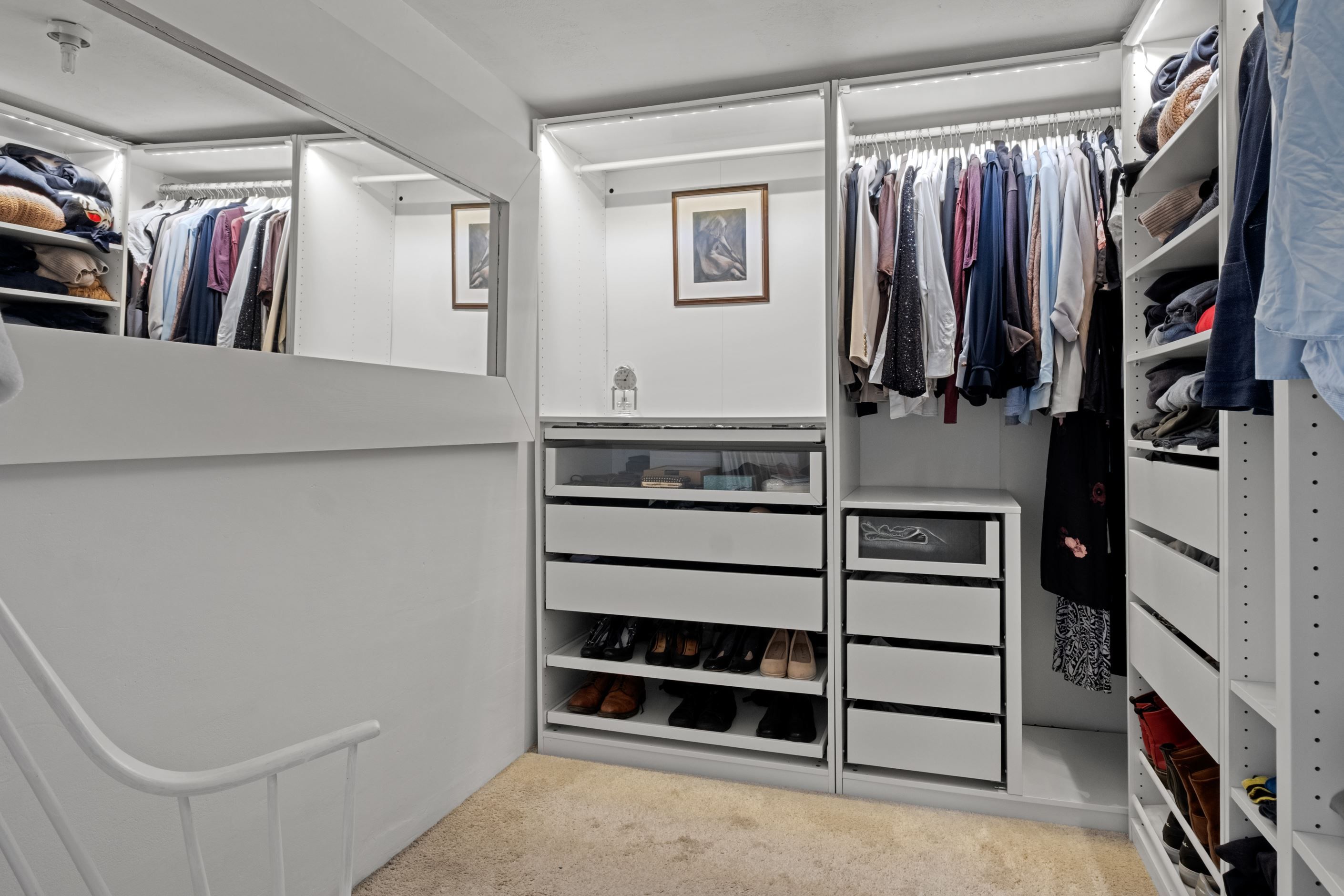 Walk in closet