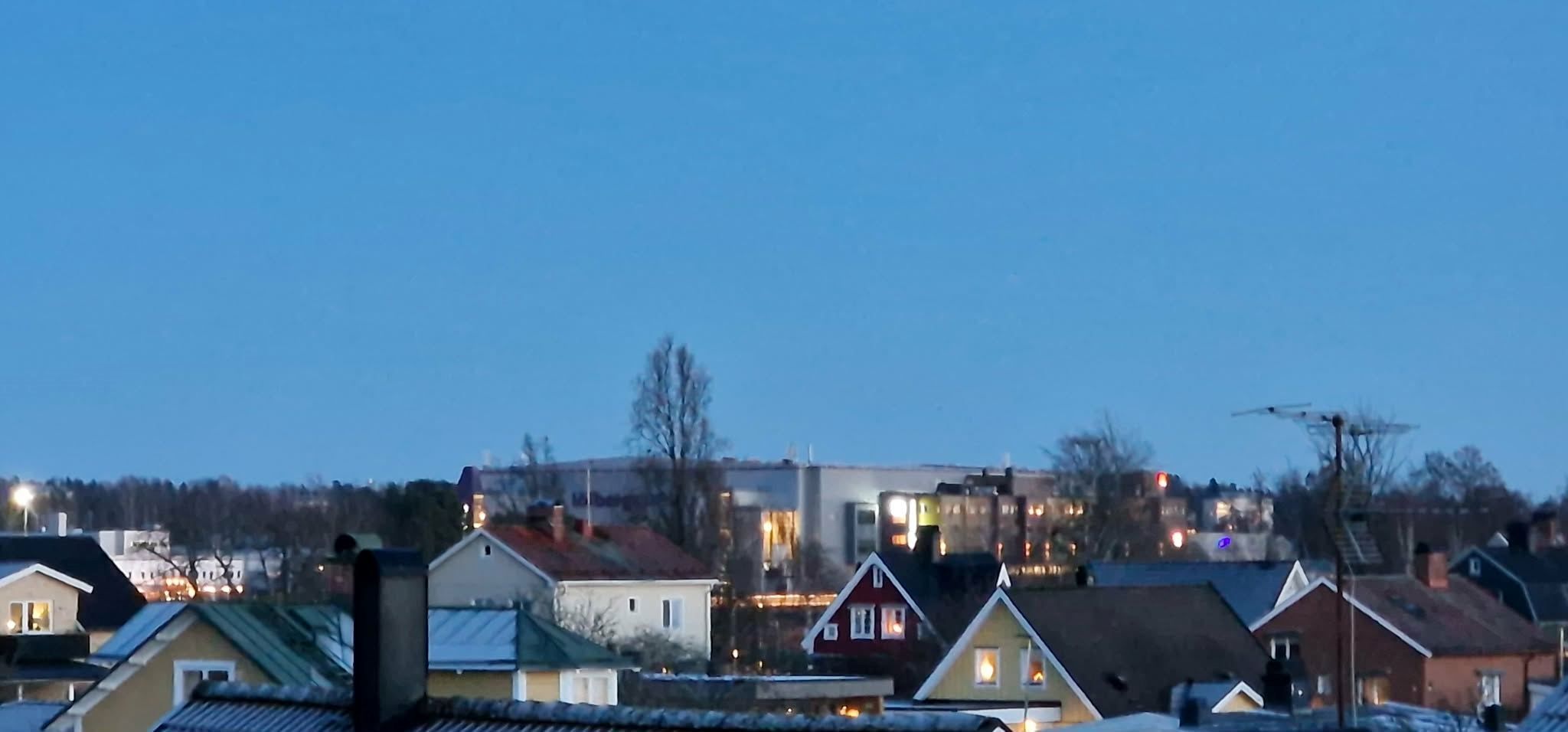 Utsikt över Löfbergs arena (säljarens bild)