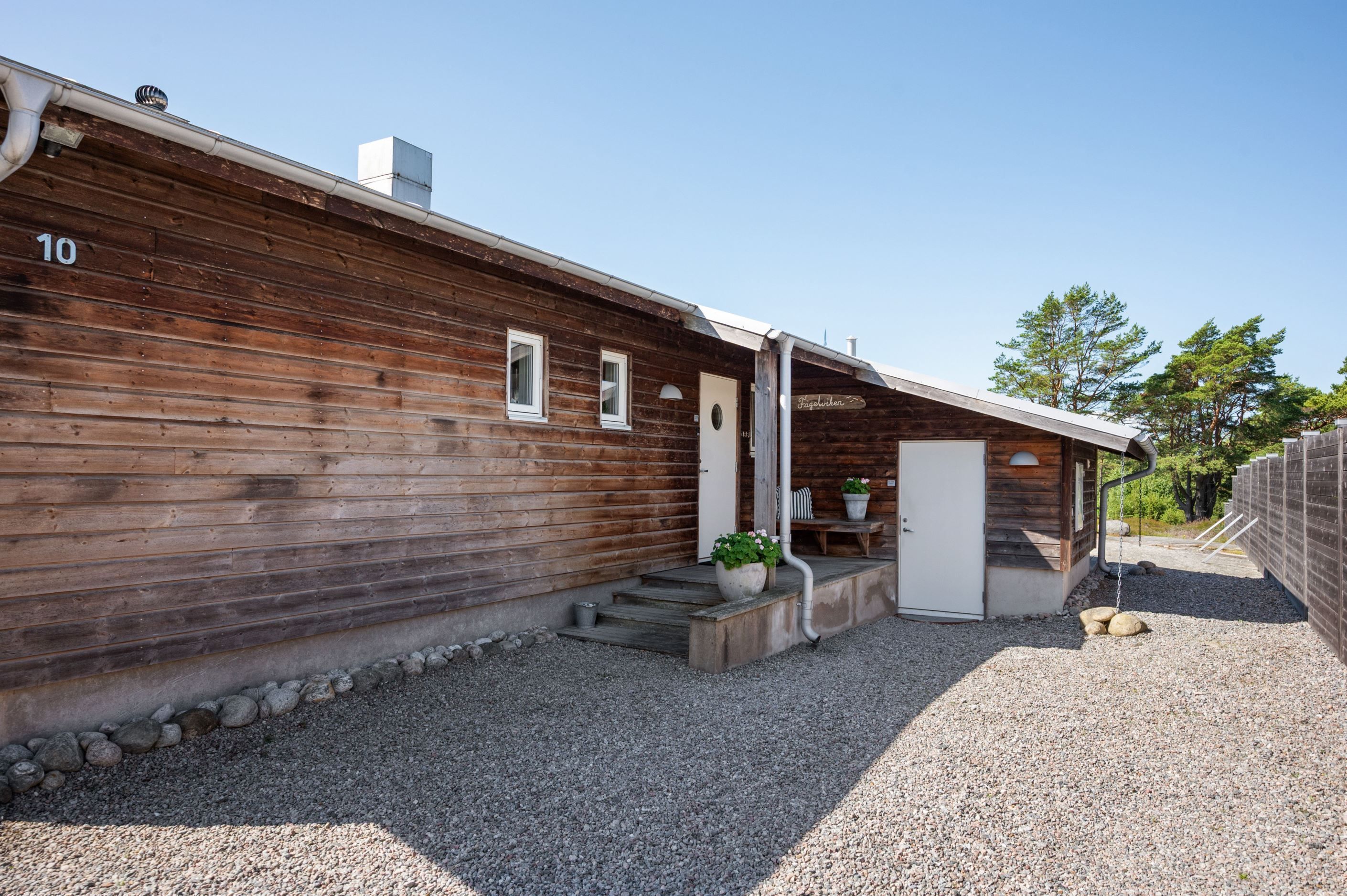 Vidbyggt förråd