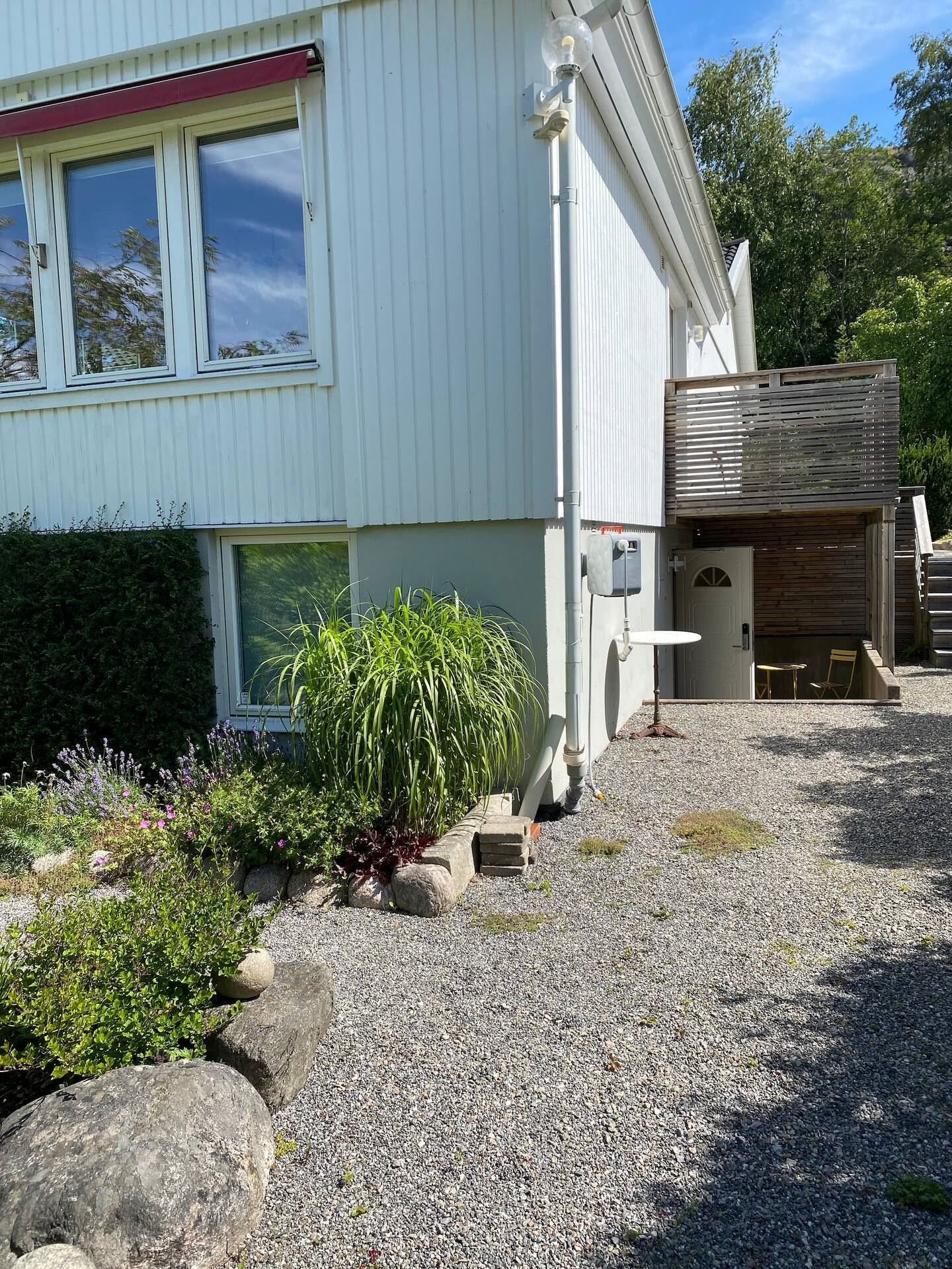 Lägenhet med egen ingång