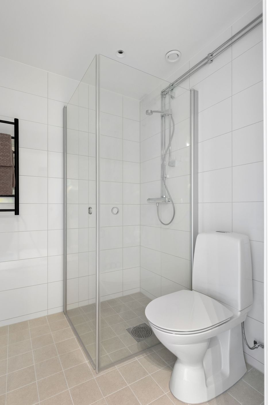 OBS! Visningslägenhet – inredning och material visas, lika i samtliga lägenheter!