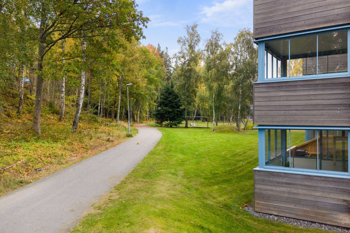 Fasad och omgivning