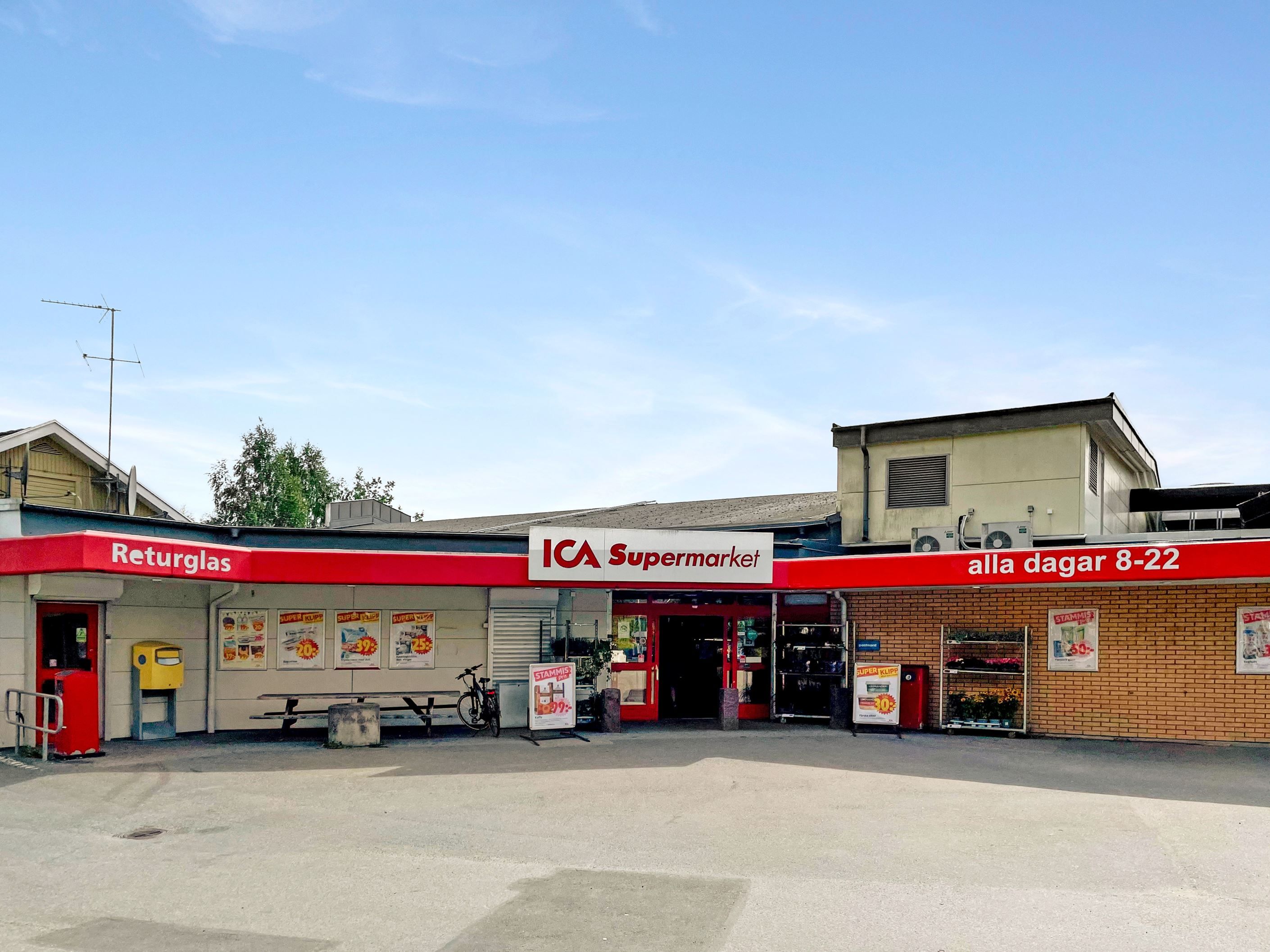 ICA Supermarket