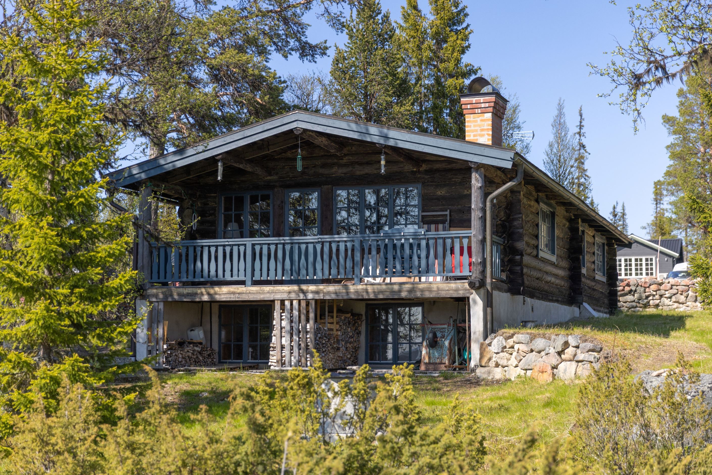 Välkommen till Uppvallen Lövsångaren 11