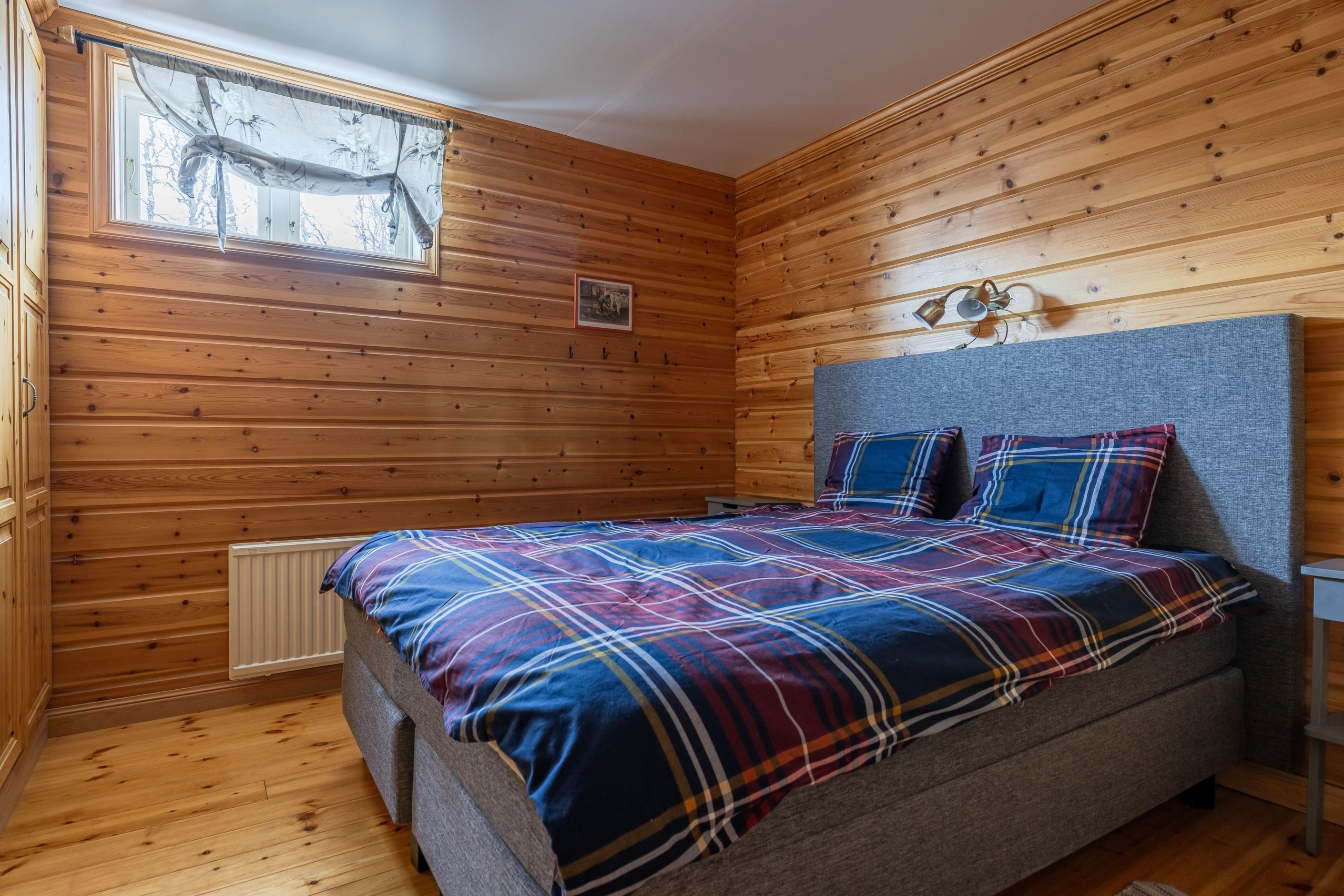 Sovrum 2 (entréplan)