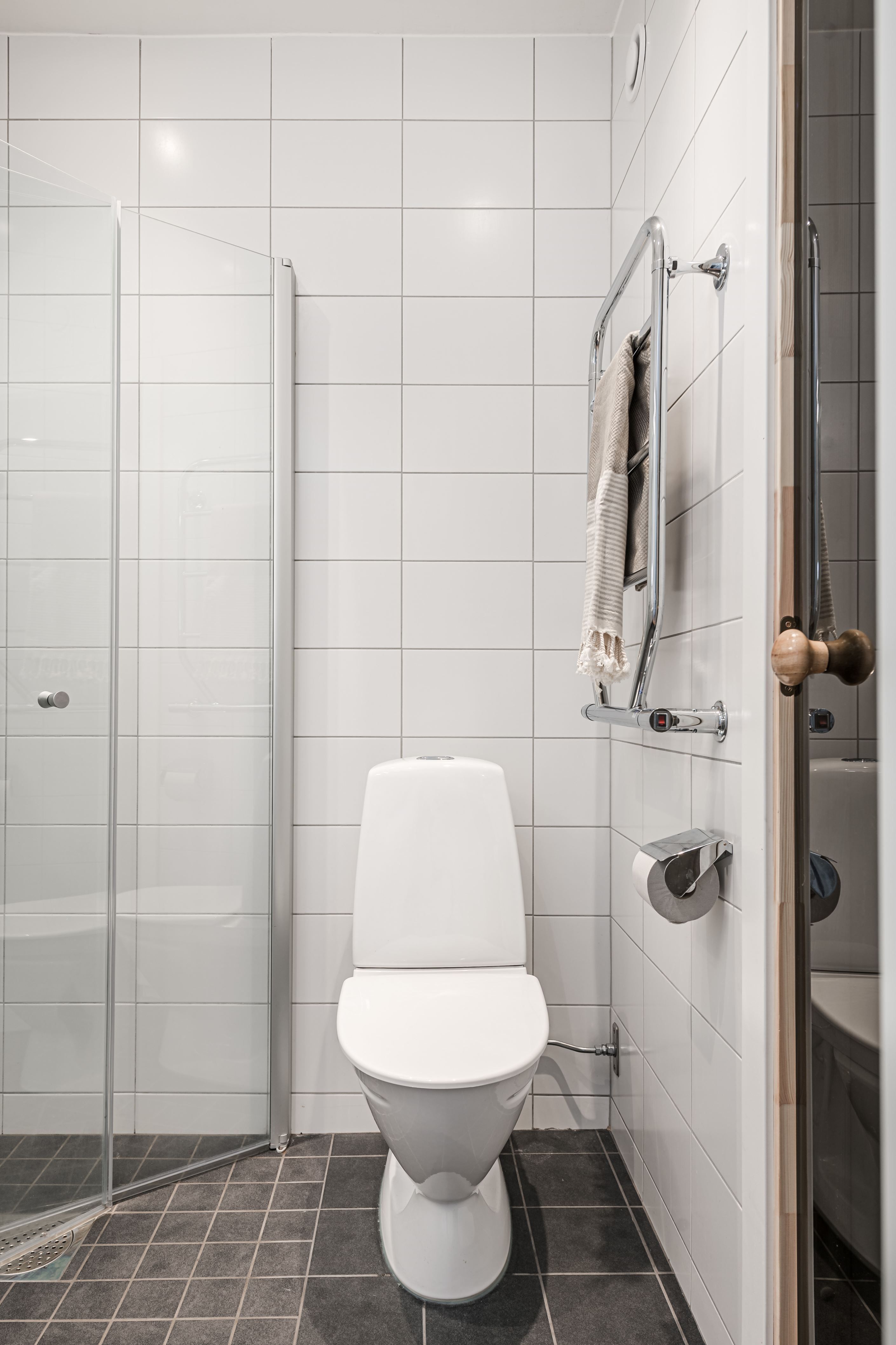 Badrum +bastu övre plan