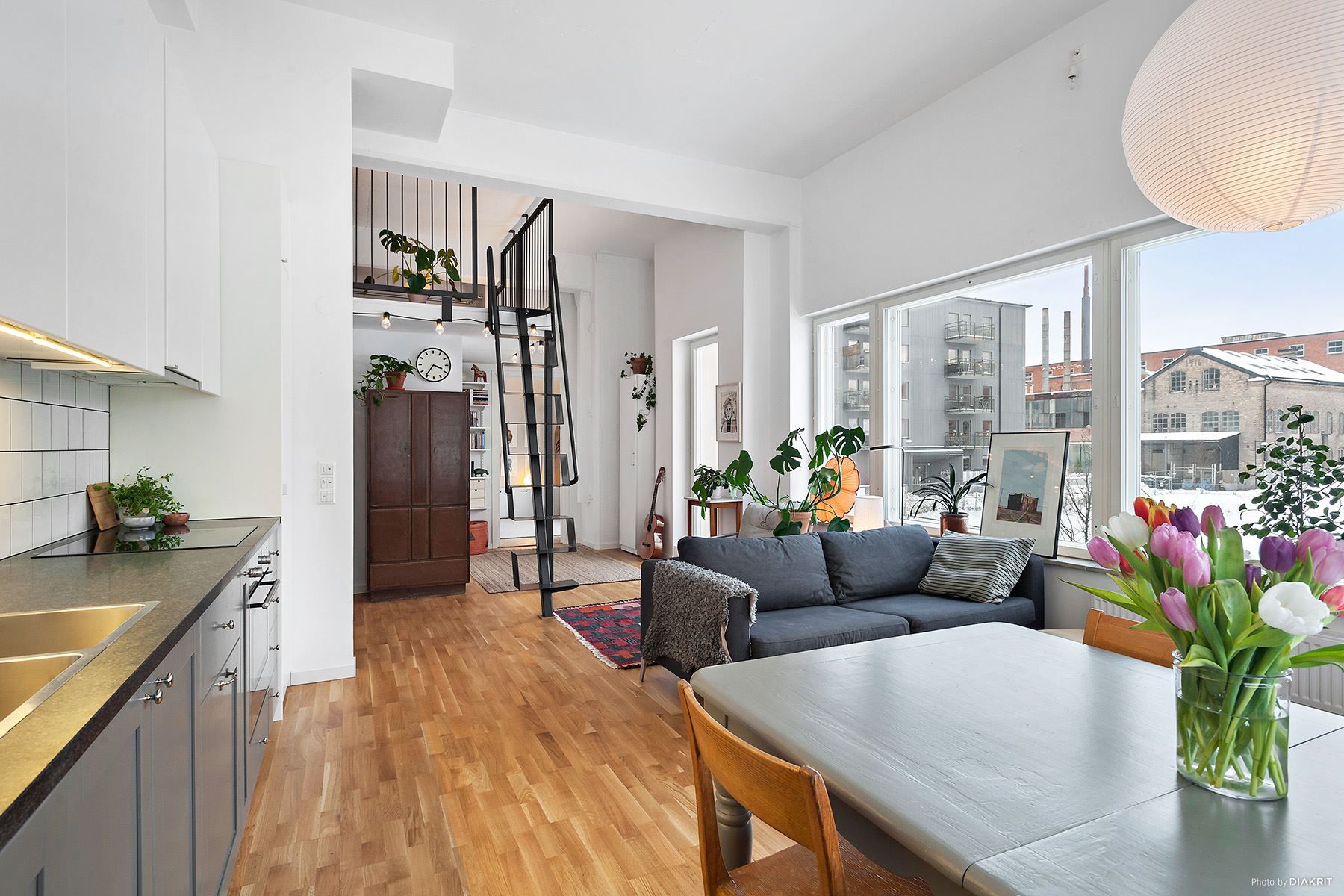 Synliga betongpelare, balkar och rör