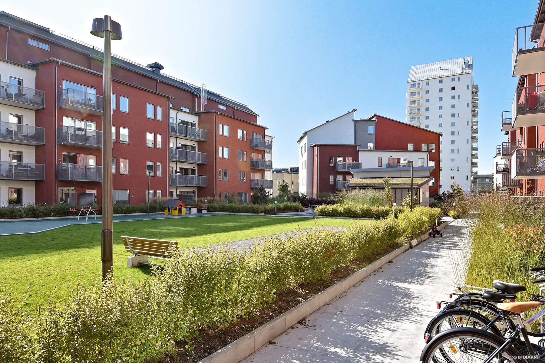 Innergård Brf Domino/Sailor