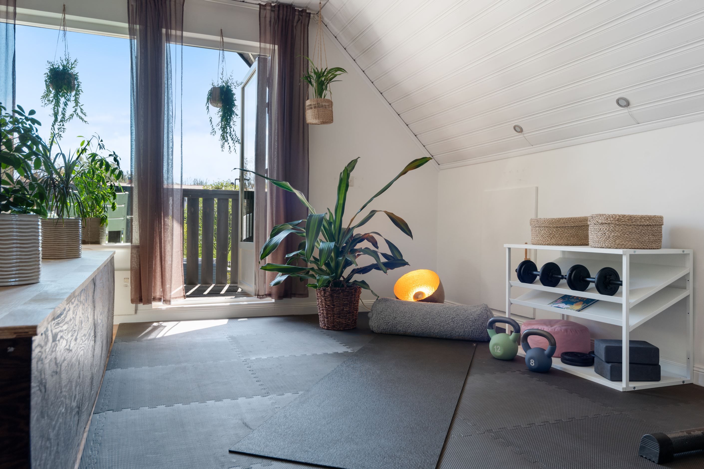 Träning / Yogahörna i vardagsrummet