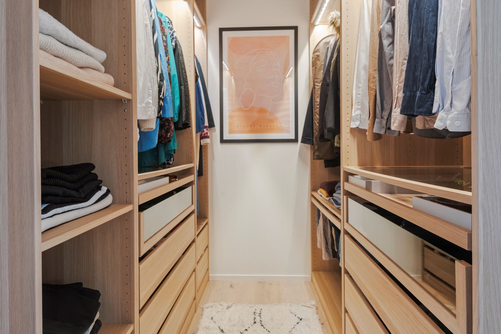 Walk in closet