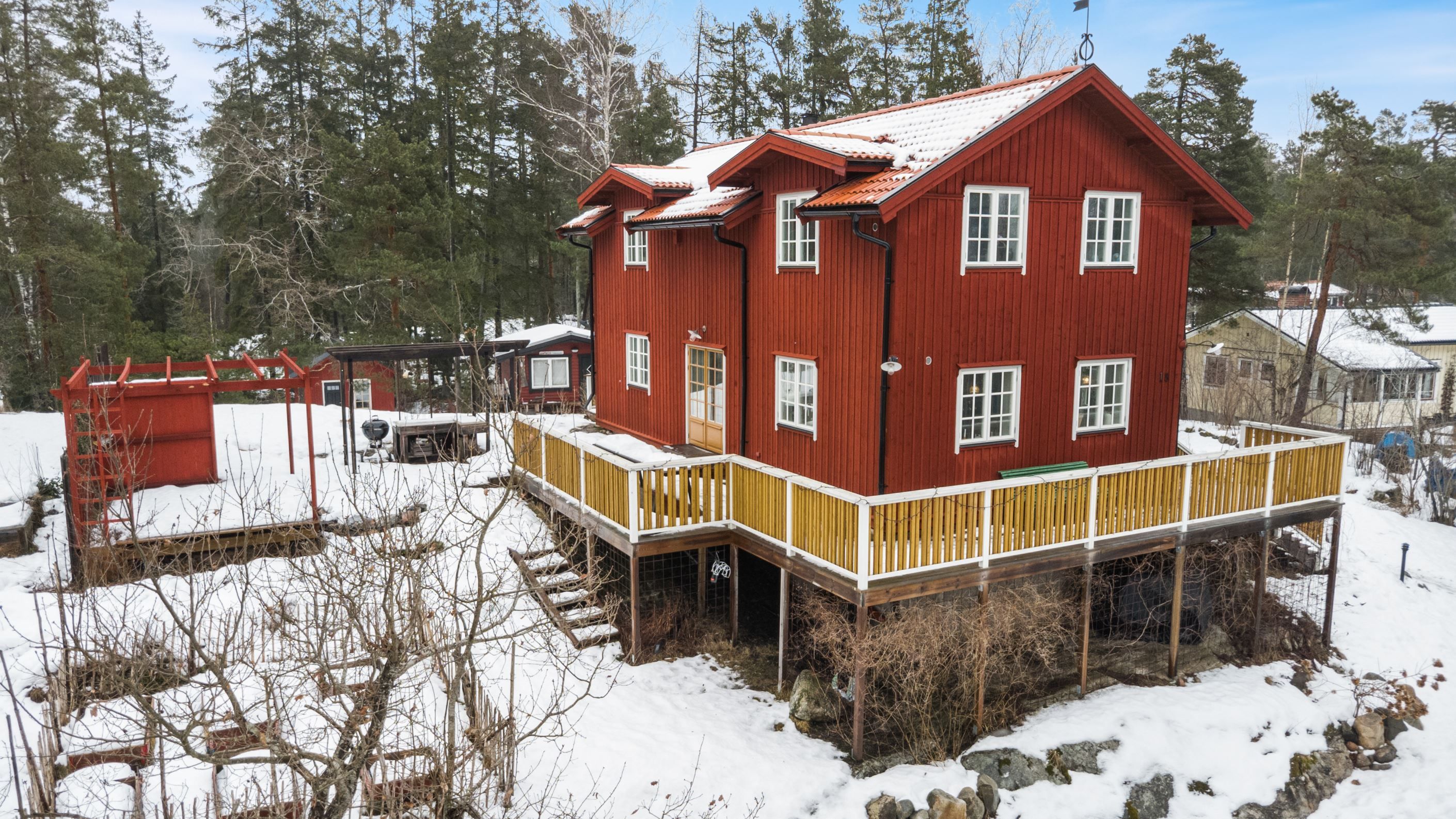 Unik villa byggd med varsam hand och sann glädje!