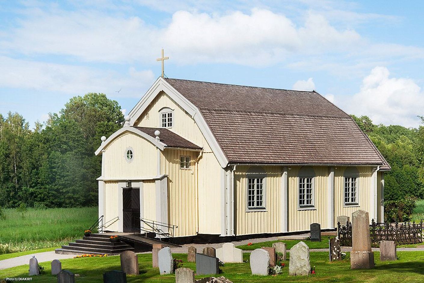 Ingarö kyrka