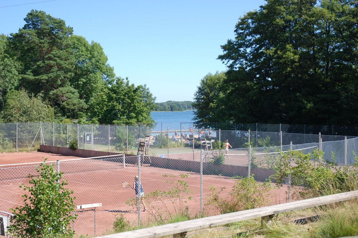 Tennisbanor i Saltarö