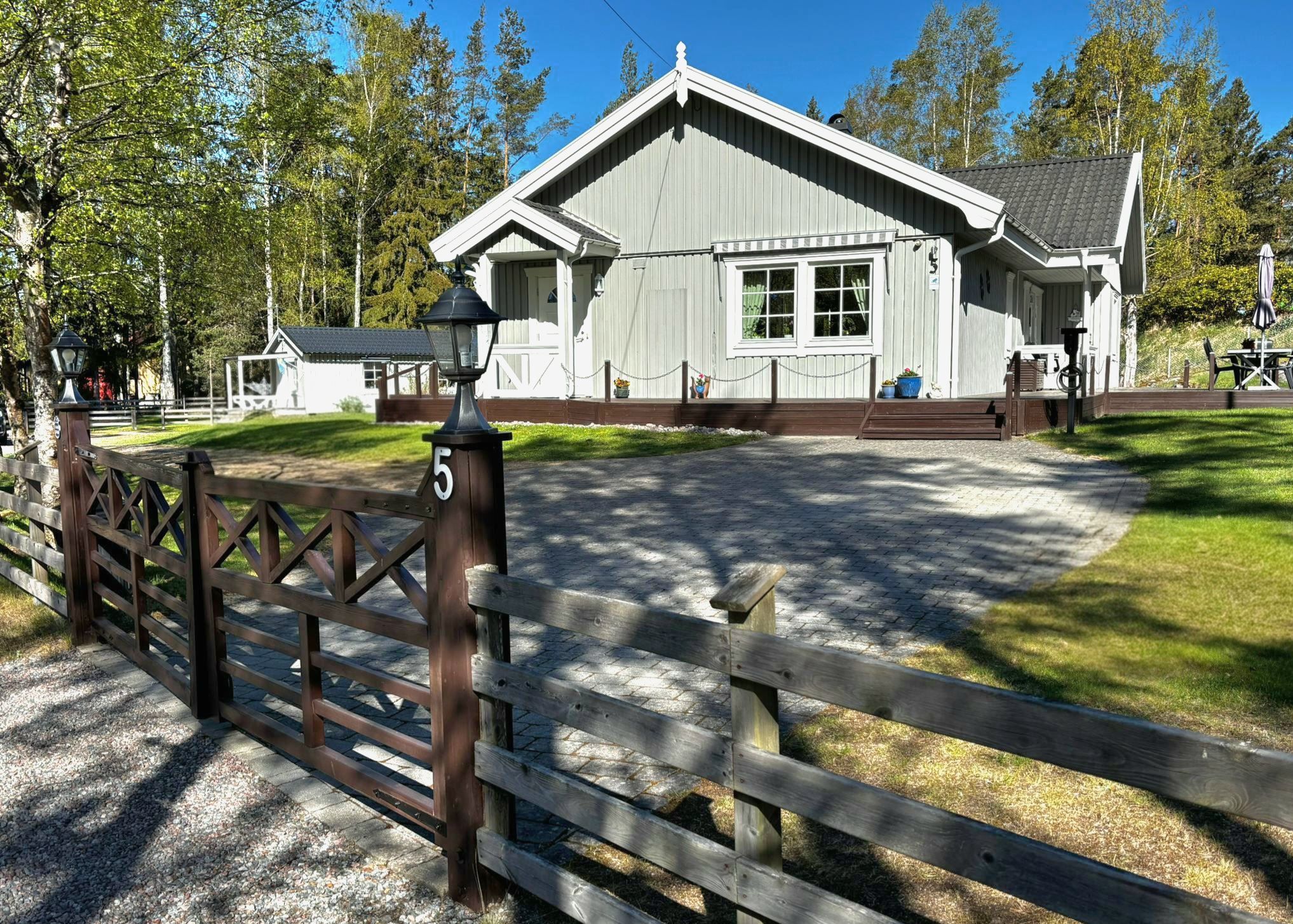 Säljarens bild på huset