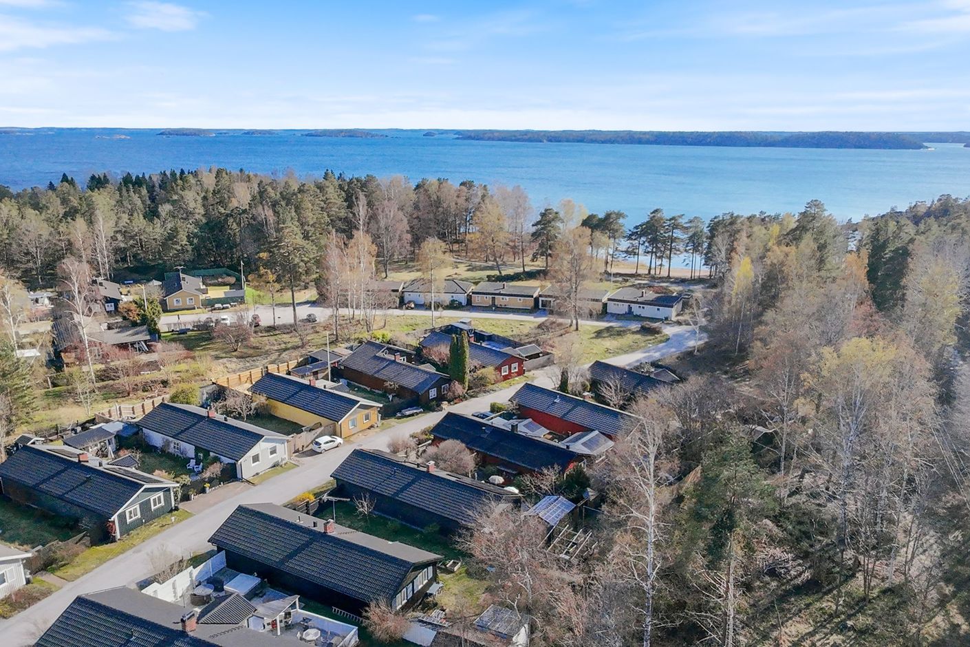 Fantastiska Slingerstigen beläget på Ingarös sydvästra kant.