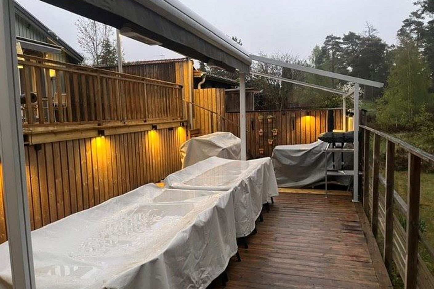 Säljarens bilder - belysning uteköket