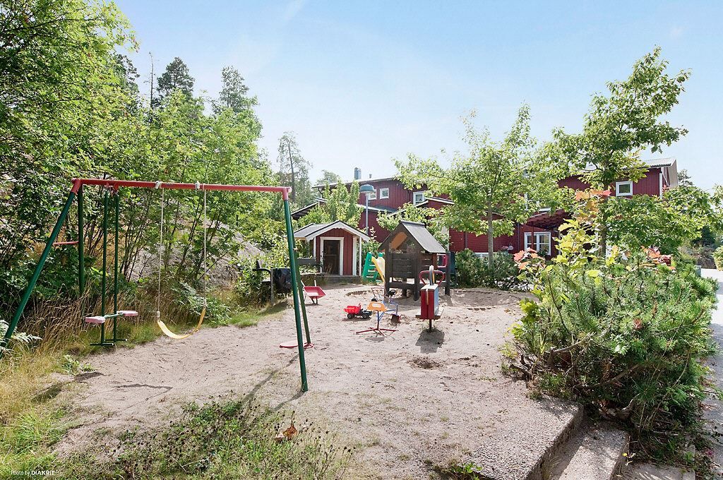 Lekplats i området