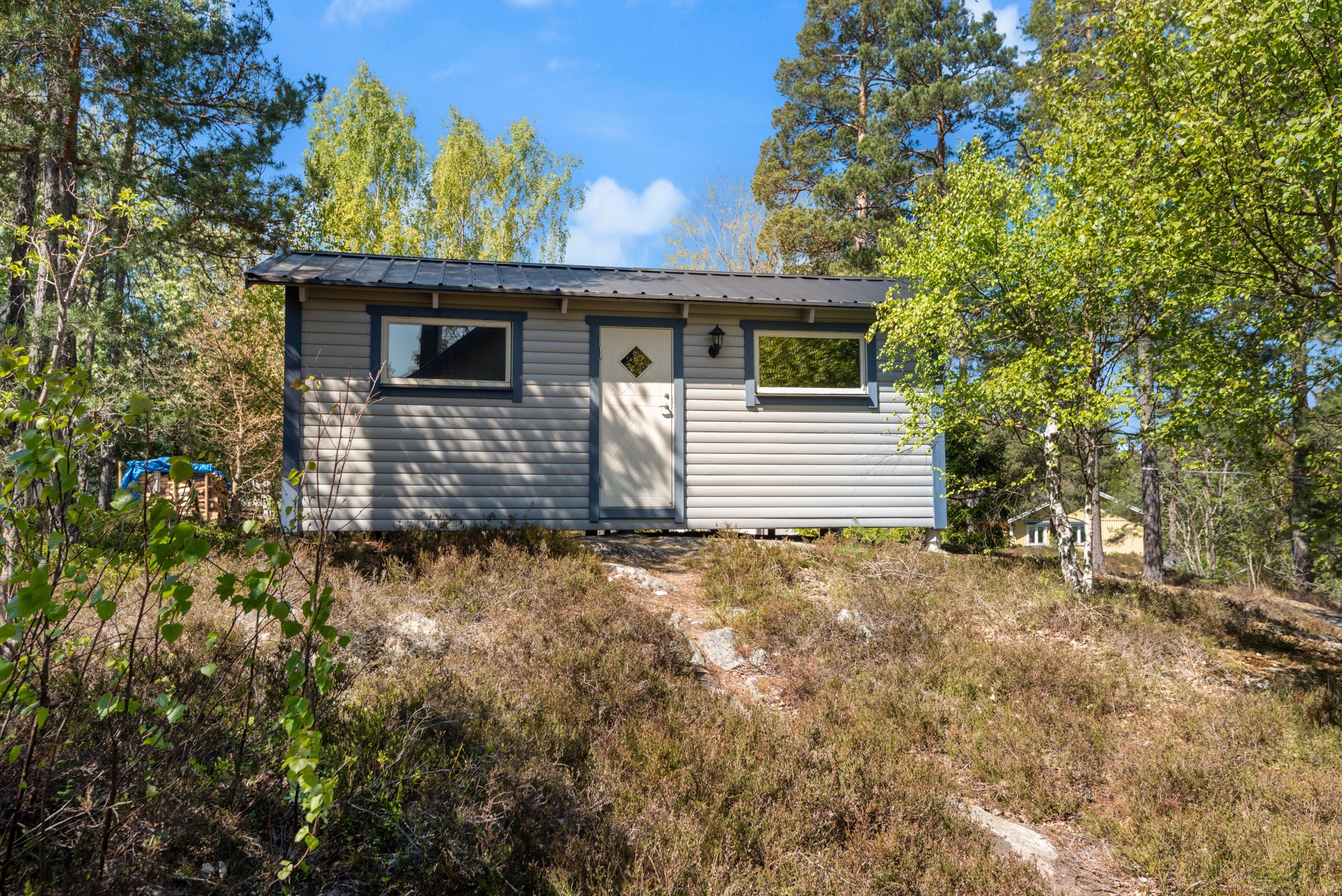 Förråd/ gästhus (ej inrett).