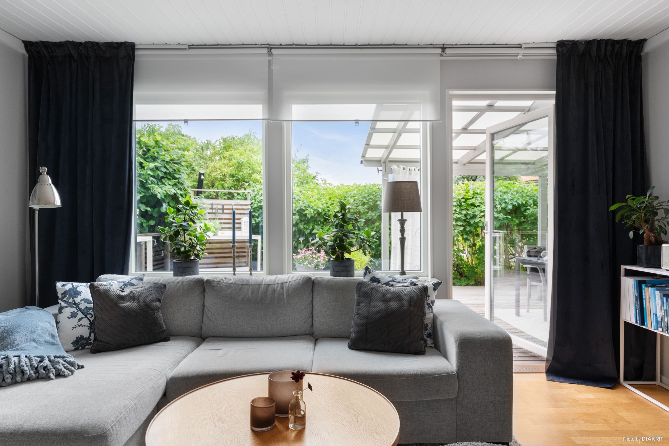 Matrum/lounge med utgång till altan