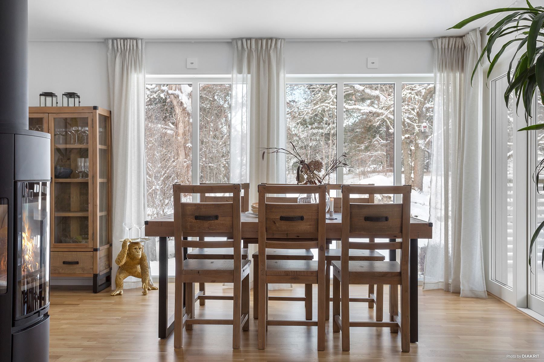 Matsalsplats i vardagsrummet