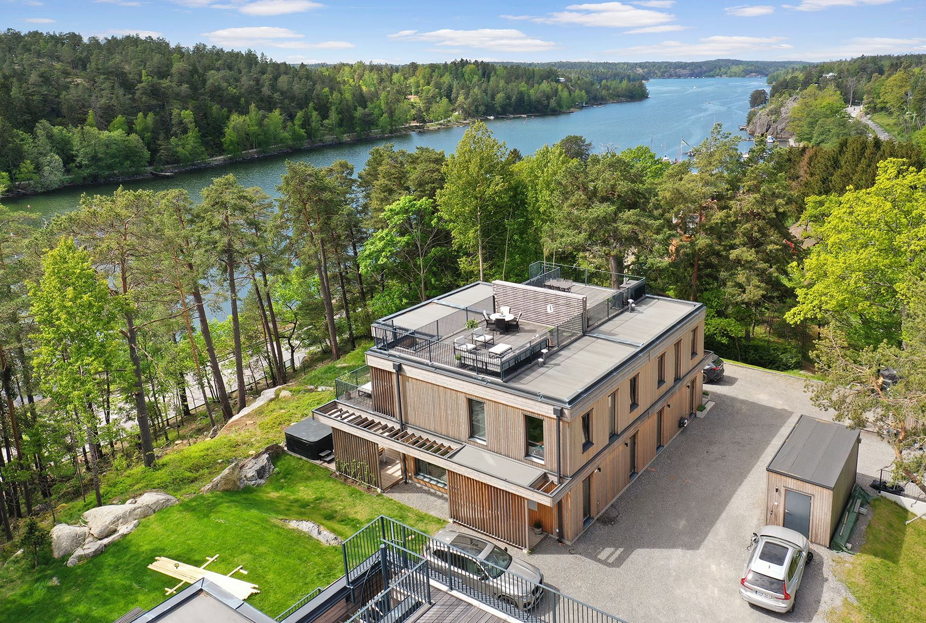 Arkitektritat vackert parhus om 158 kvm