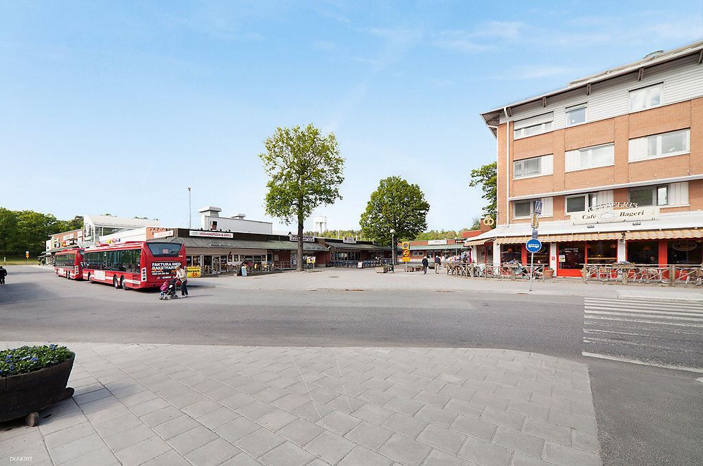 Nära till service och bussar