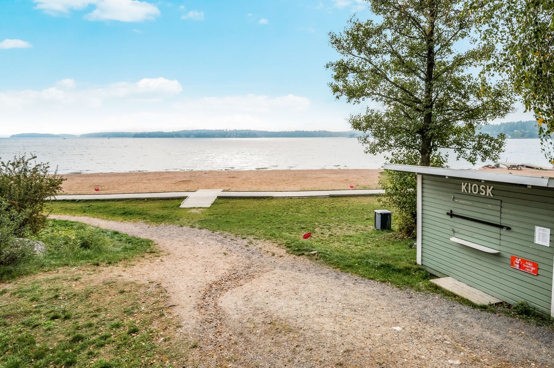 Kiosk med glass och dryck under sommaren