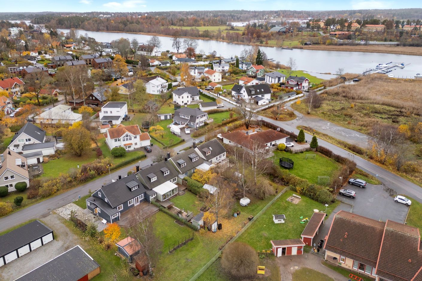 Huset och dess omgivningar