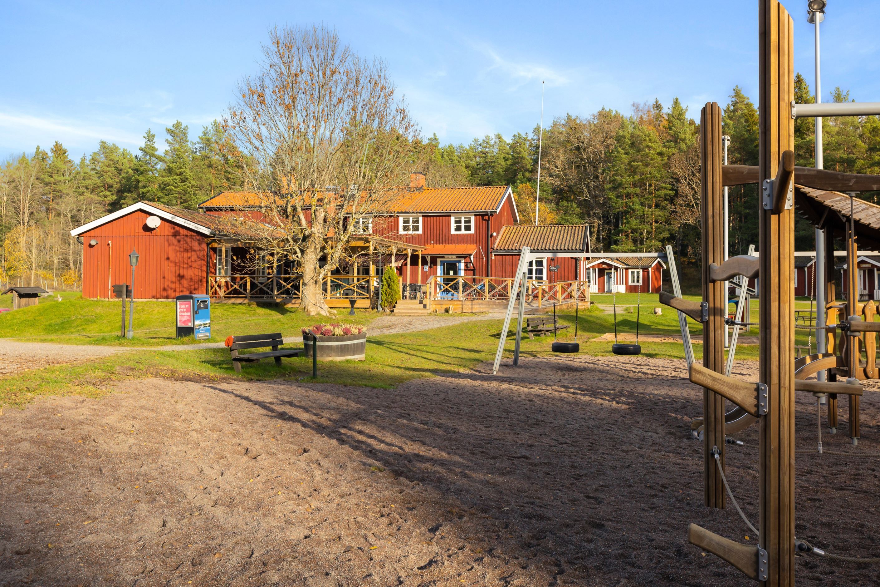 Stor omtyckt lekplats