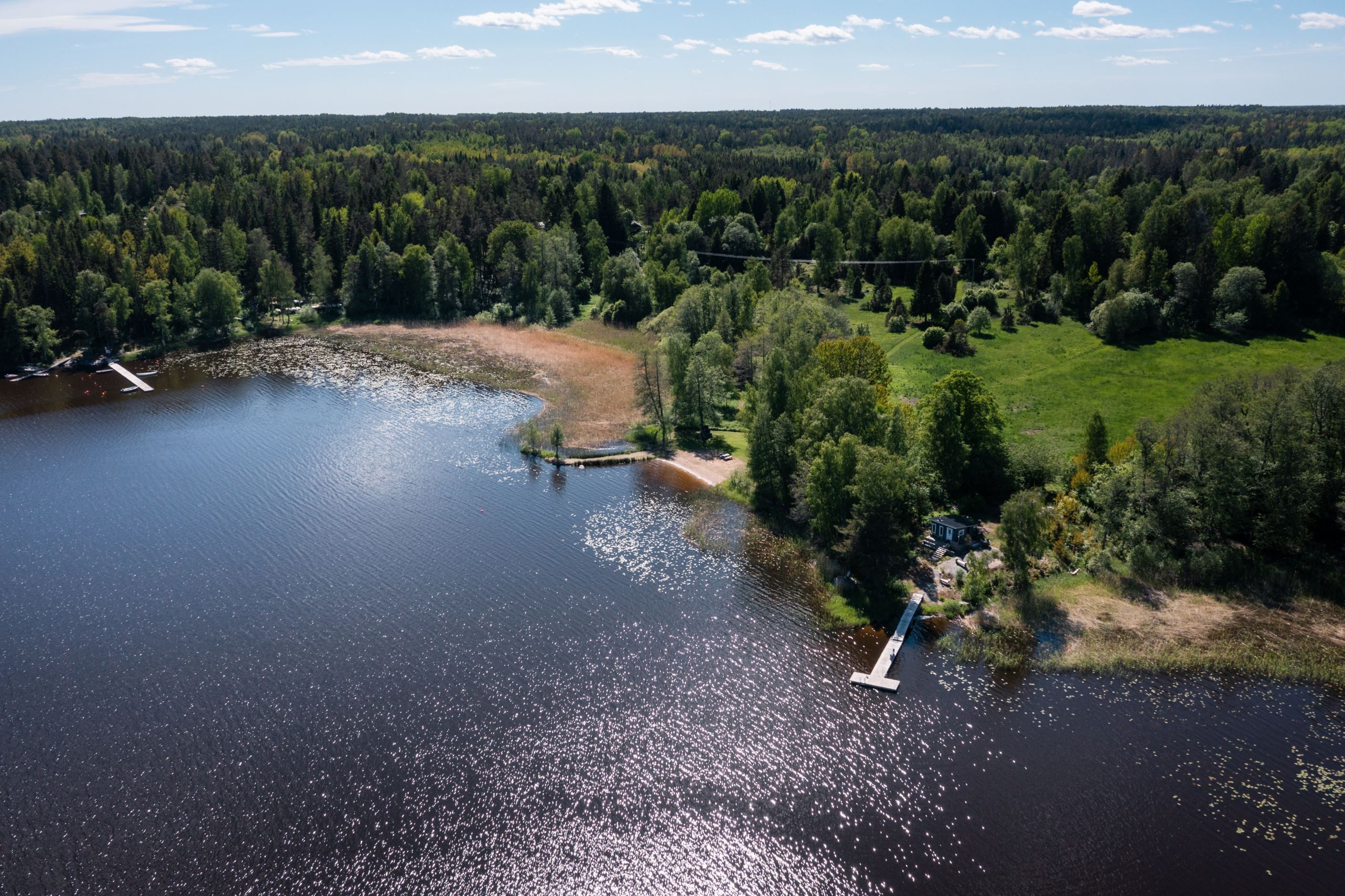 Närliggande sjö