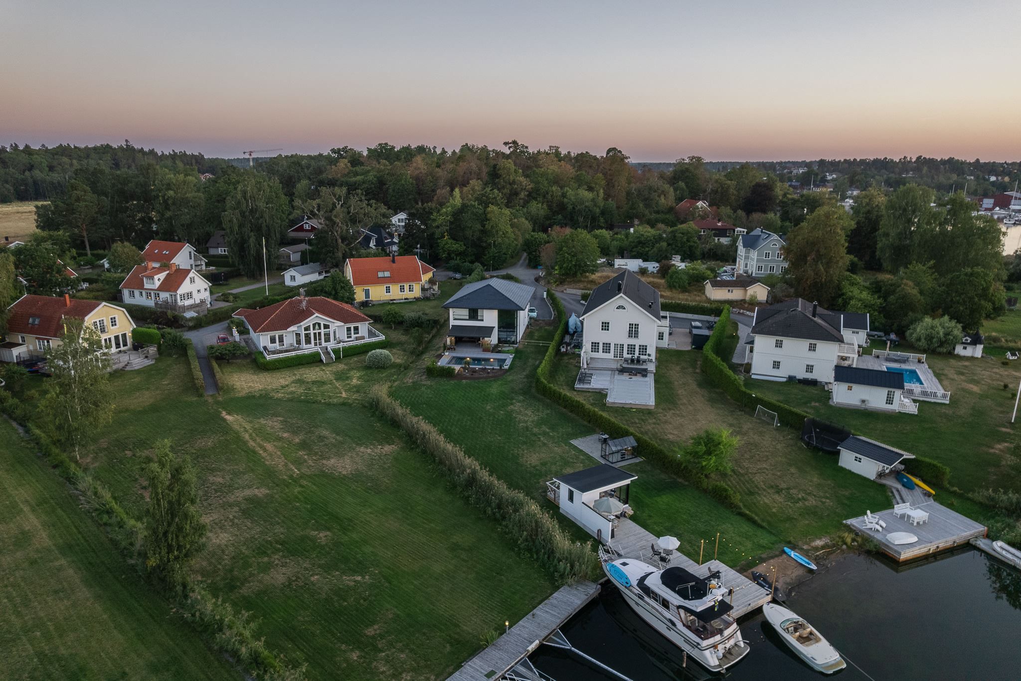 Lugn återvändsgata intill Sätterfjärden