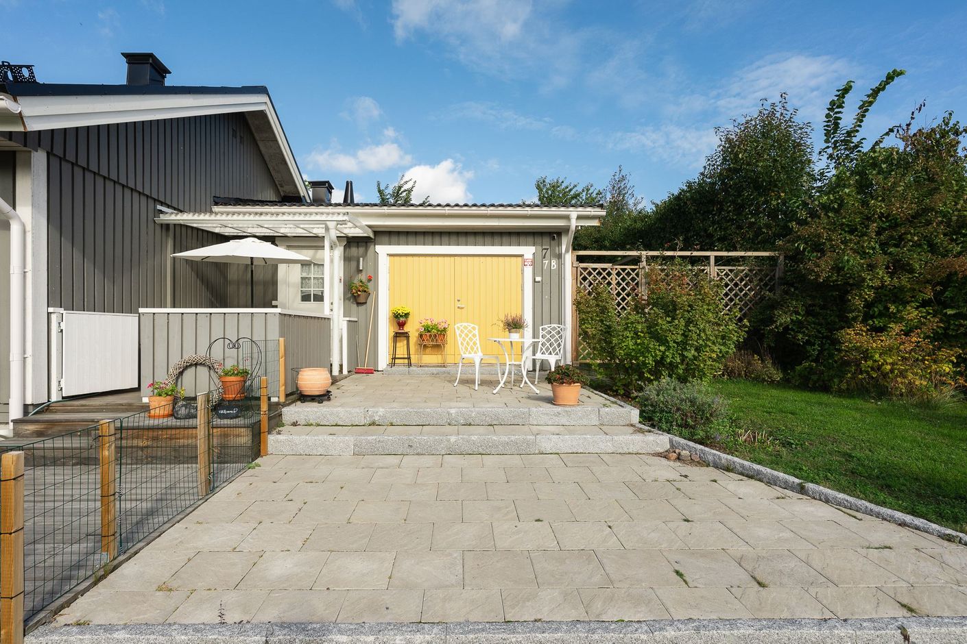 Stenlagd uteplats