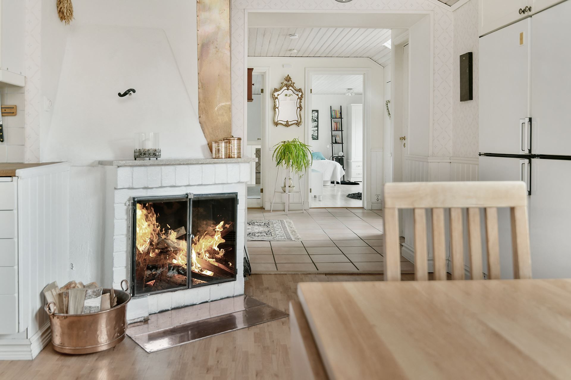 Värmande öppen spis