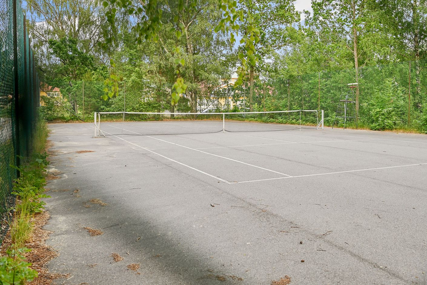 Föreningens tennisbana