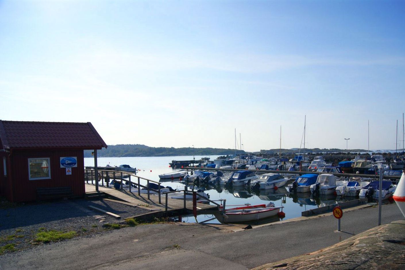 Hällsvik - hamnen