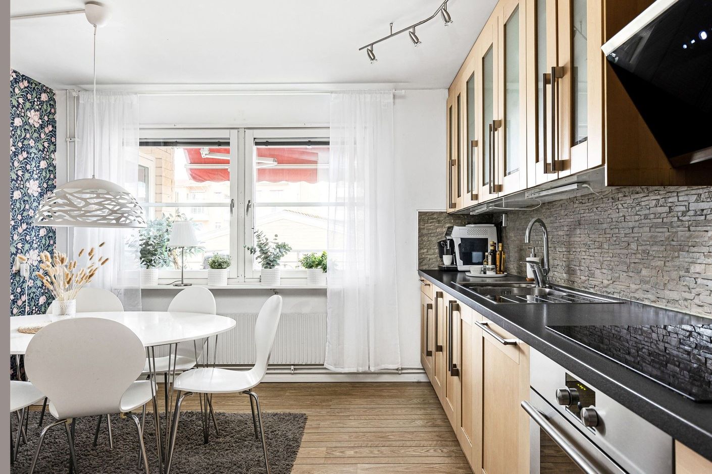 Fyra rum och kök i familjevänliga Rambodal!