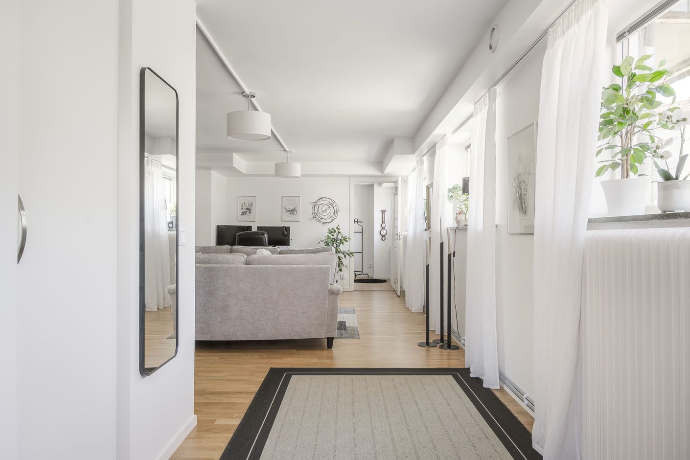 Hall
