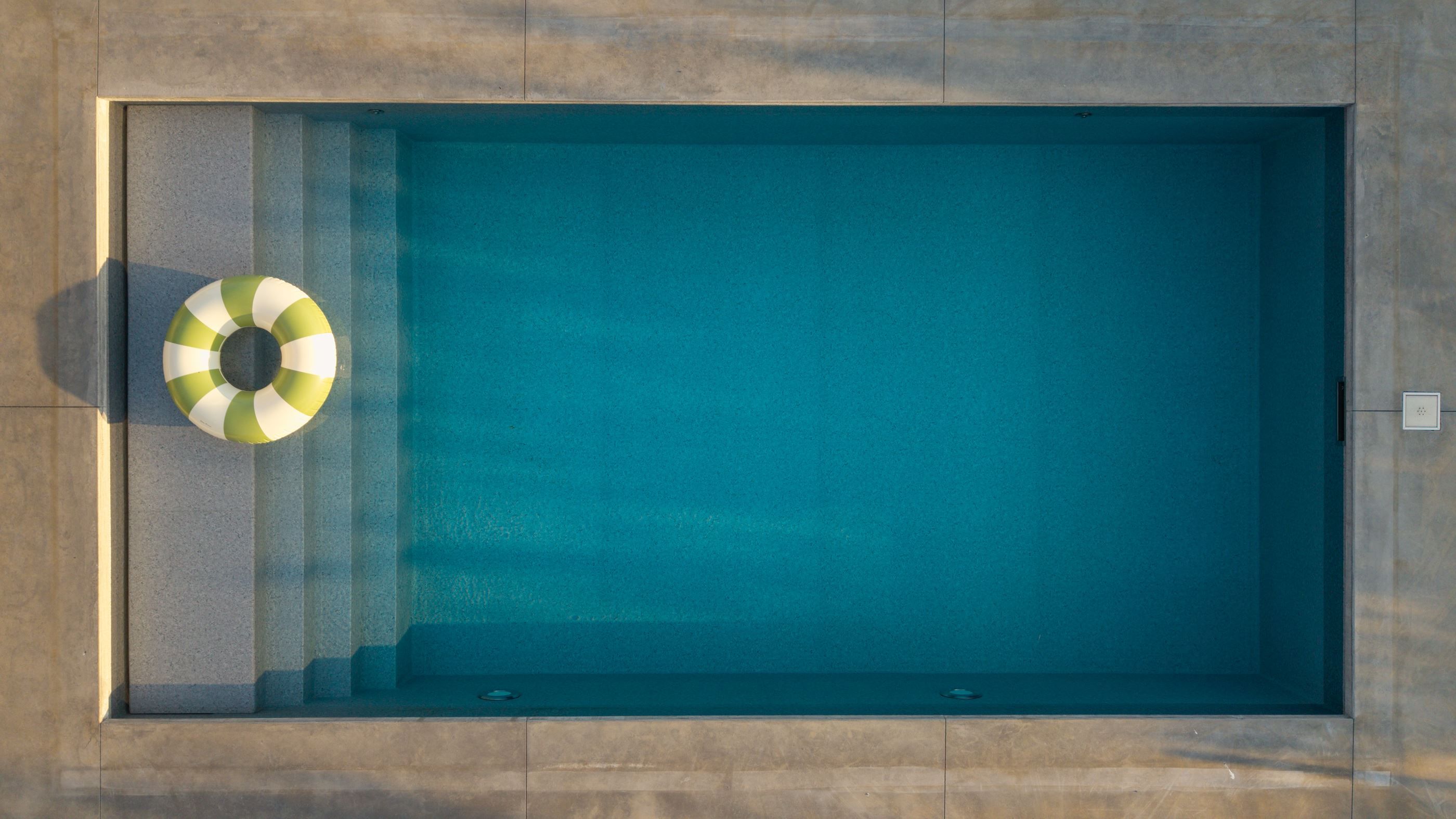 Pool om 4*8 meter