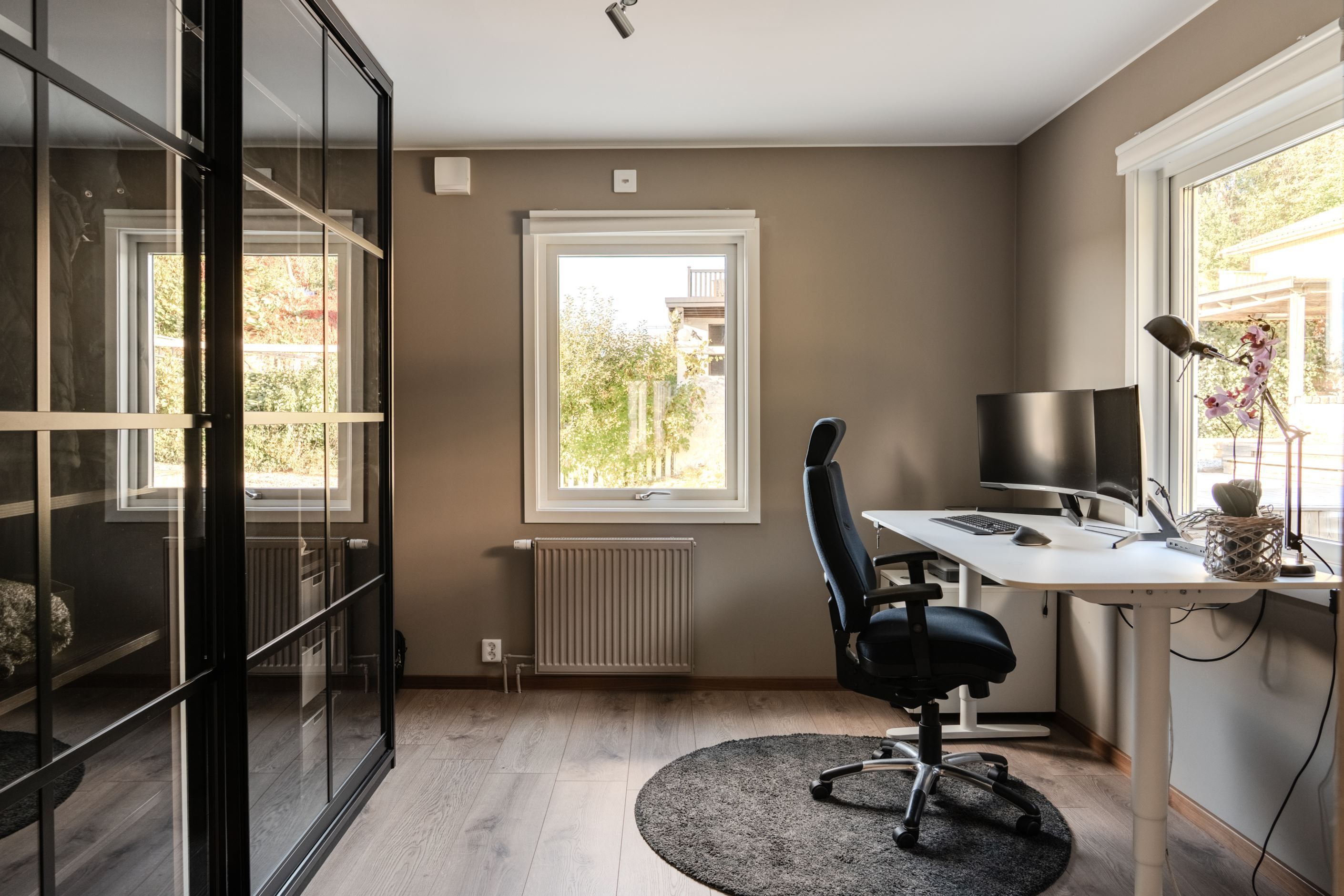 Sovrum som idag nyttjas till kontor