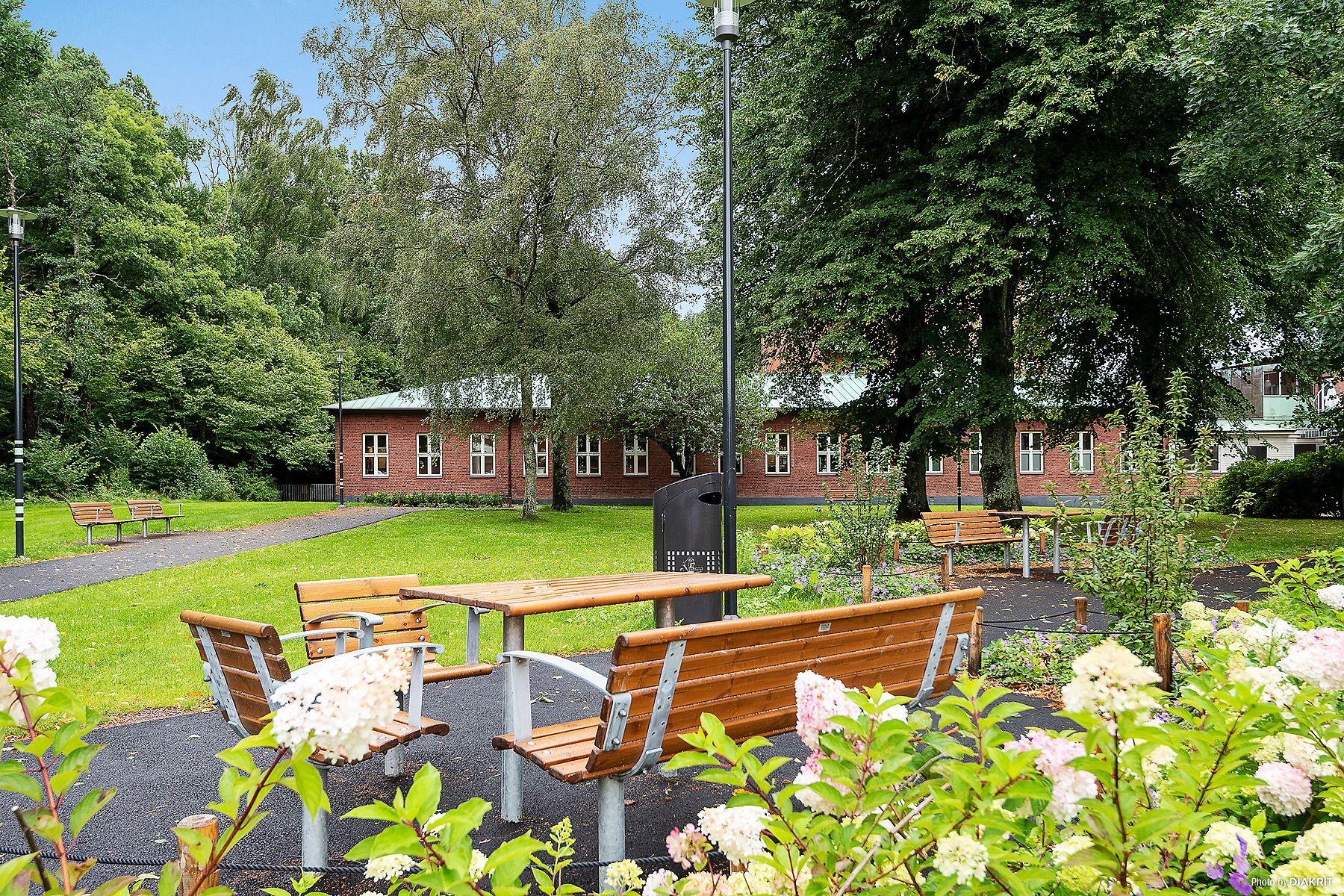 Koppla av i lugnet med en fika