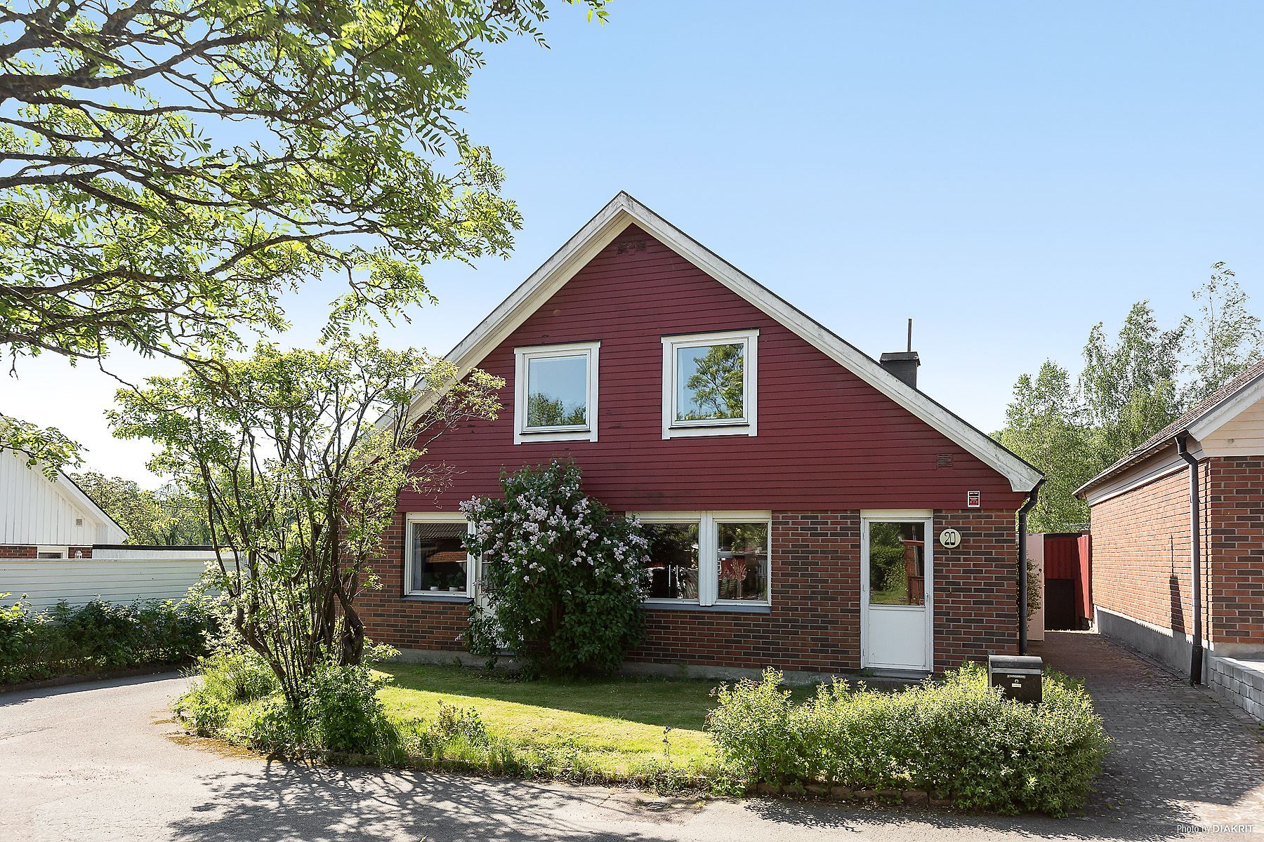 Välkomna till Lillekärr Södra 20 - Ett fint placerat hus.