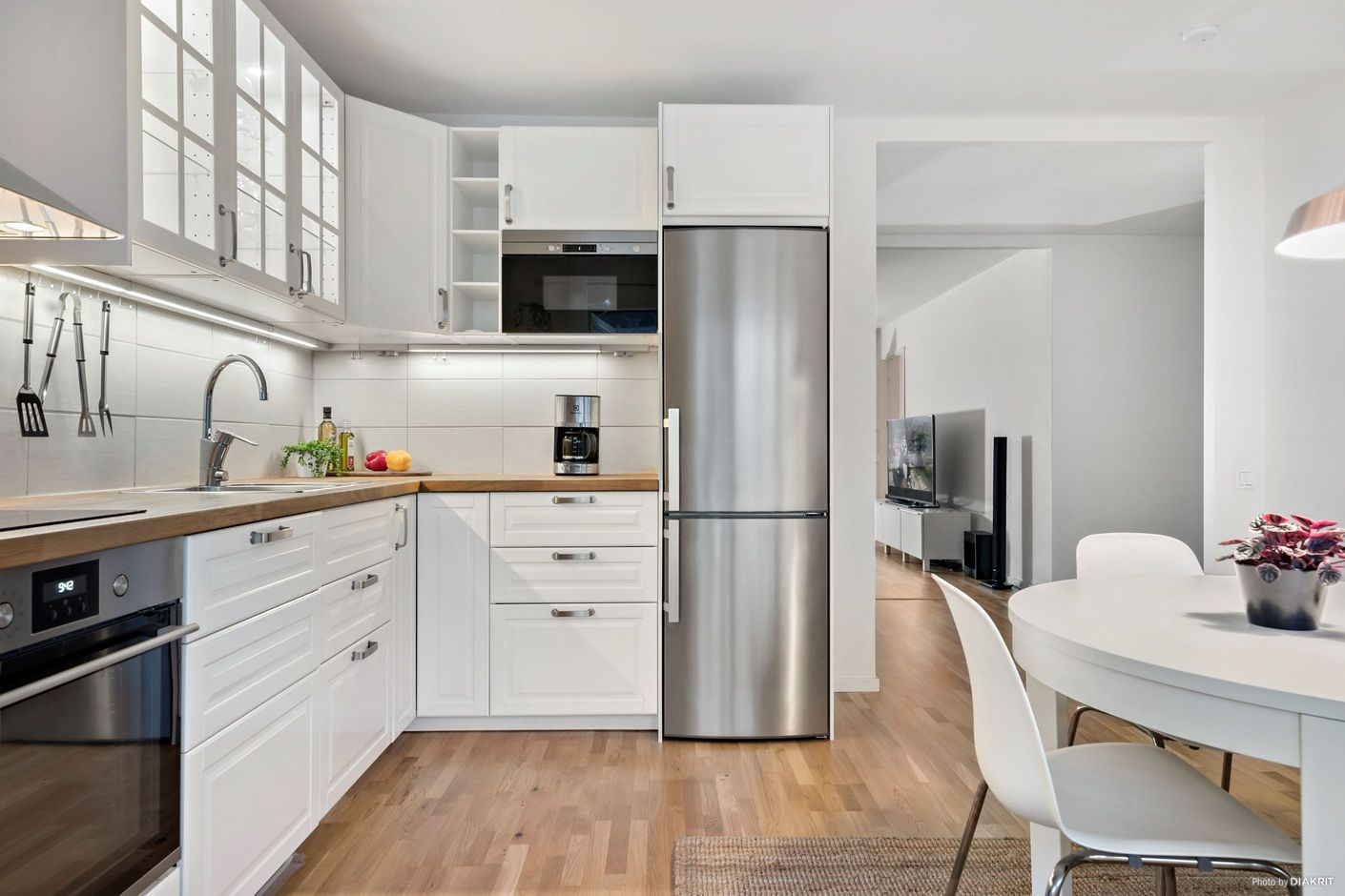 Kök med utgång till balkong