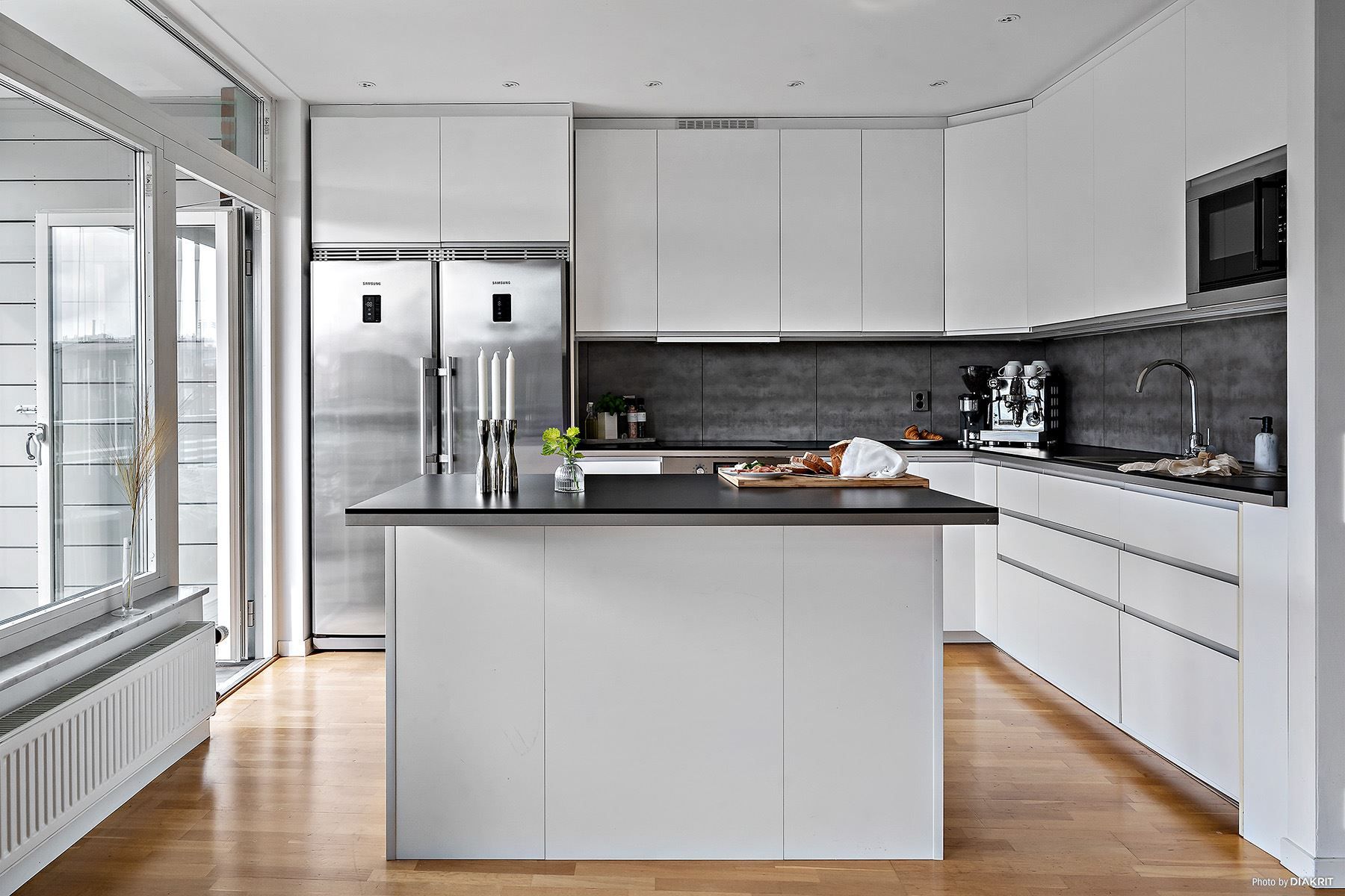 Renoverat kök med köksö