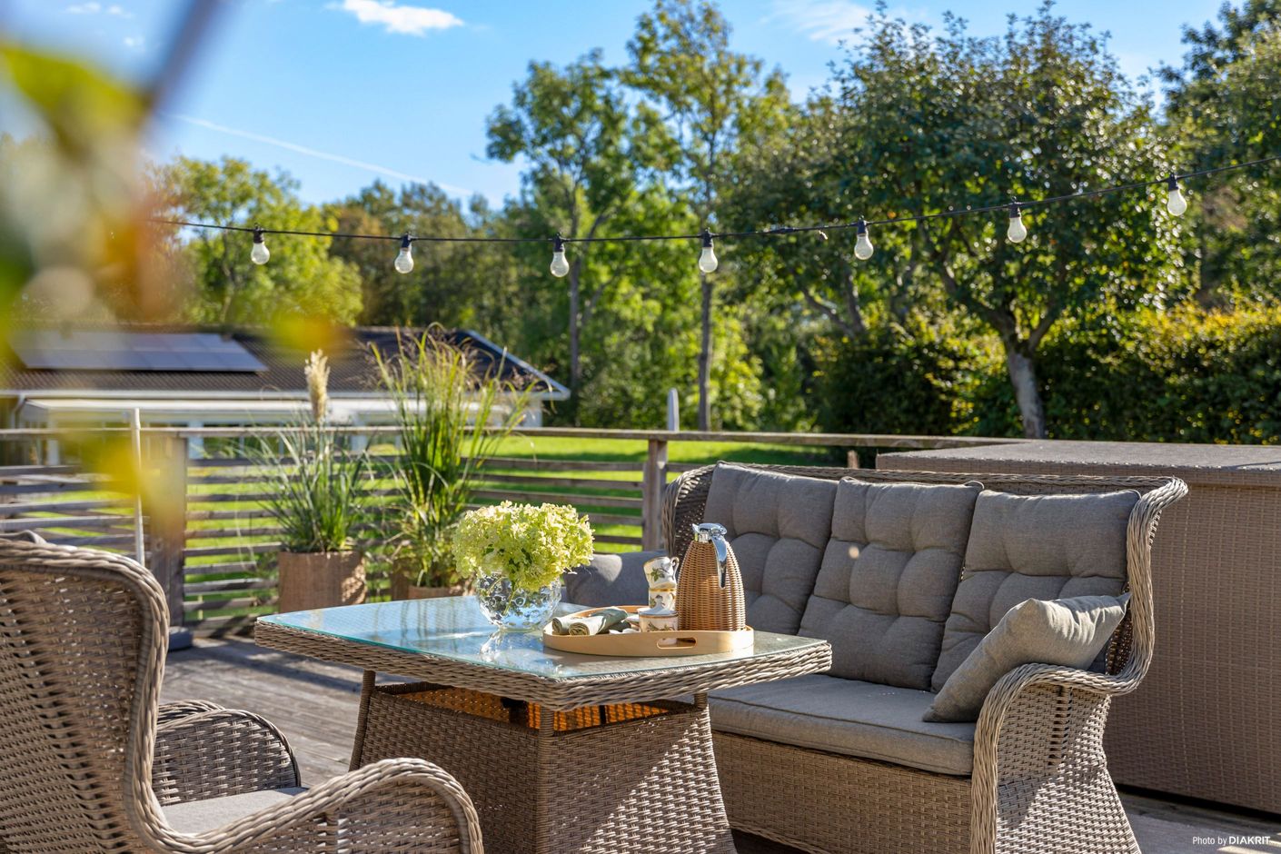 Områdets kanske bästa altan med sol från morgon till kväll!