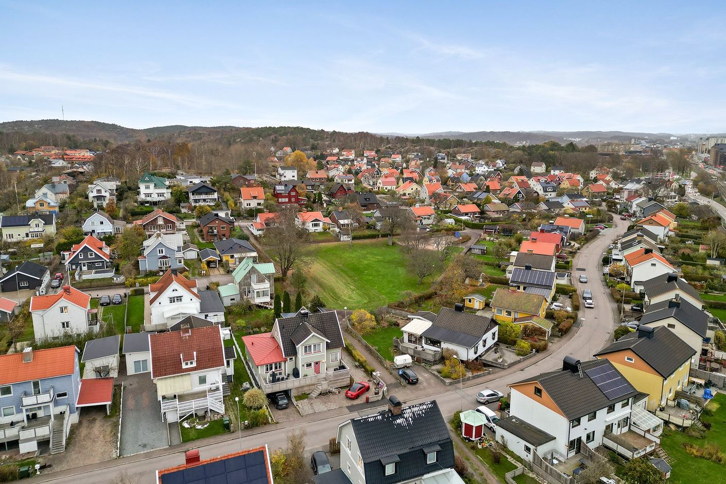 Trevlig villa som med lite kärlek kan bli familjens nya hem!